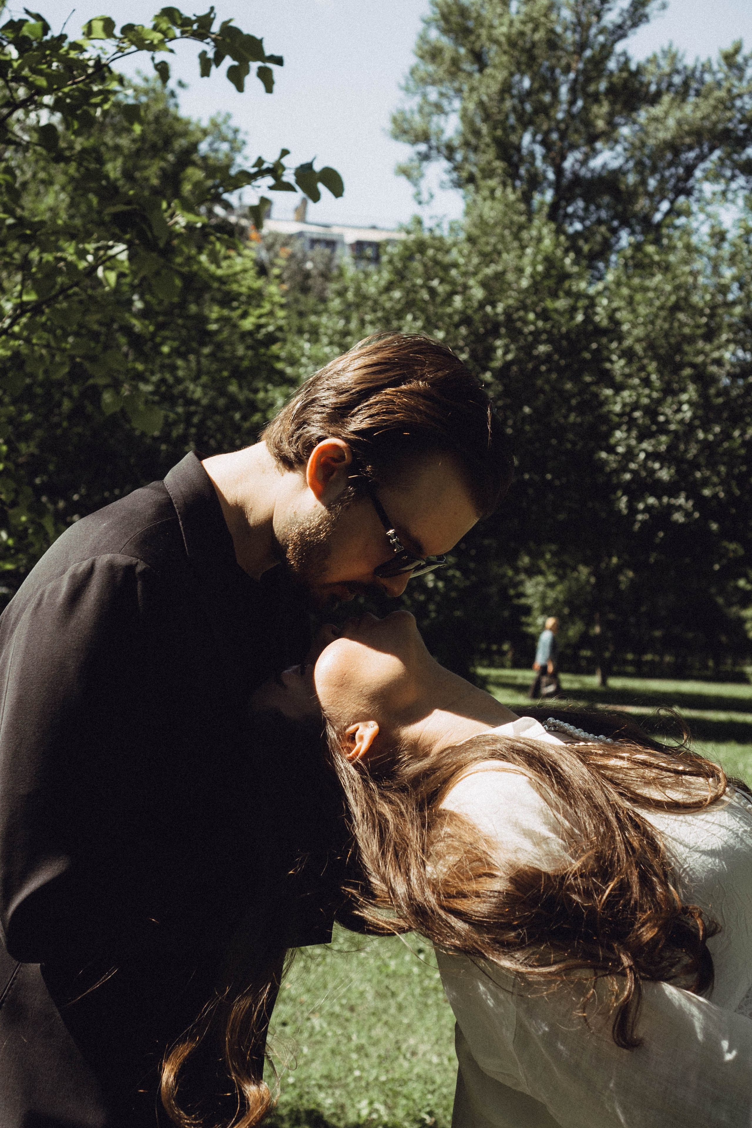 СВАДЕБНАЯ СЬЕМКА В ПАРКЕ ПОБЕДЫ И ПРОГУЛКА ПО МОСКОВСКОМУ ПРОСПЕКТУ. Профессиональный фотограф, Санкт-Петербург — Виктория Богомолова