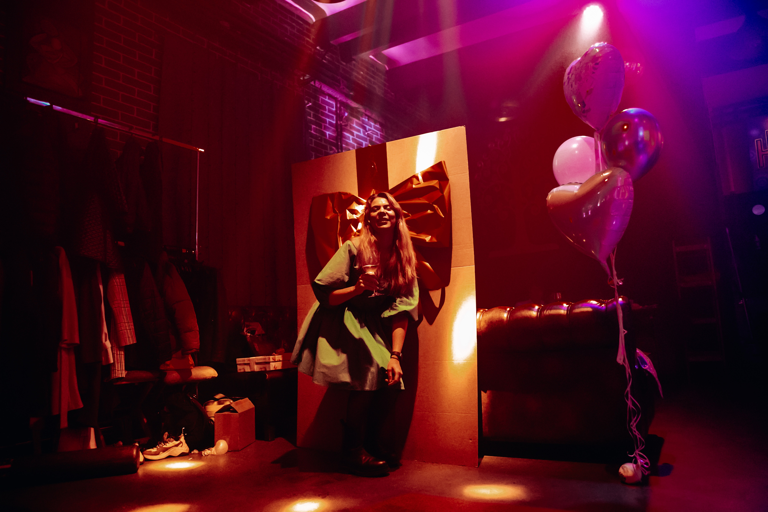 Вечеринка K&M. Привет! Меня зовут Александрина, и я фотограф