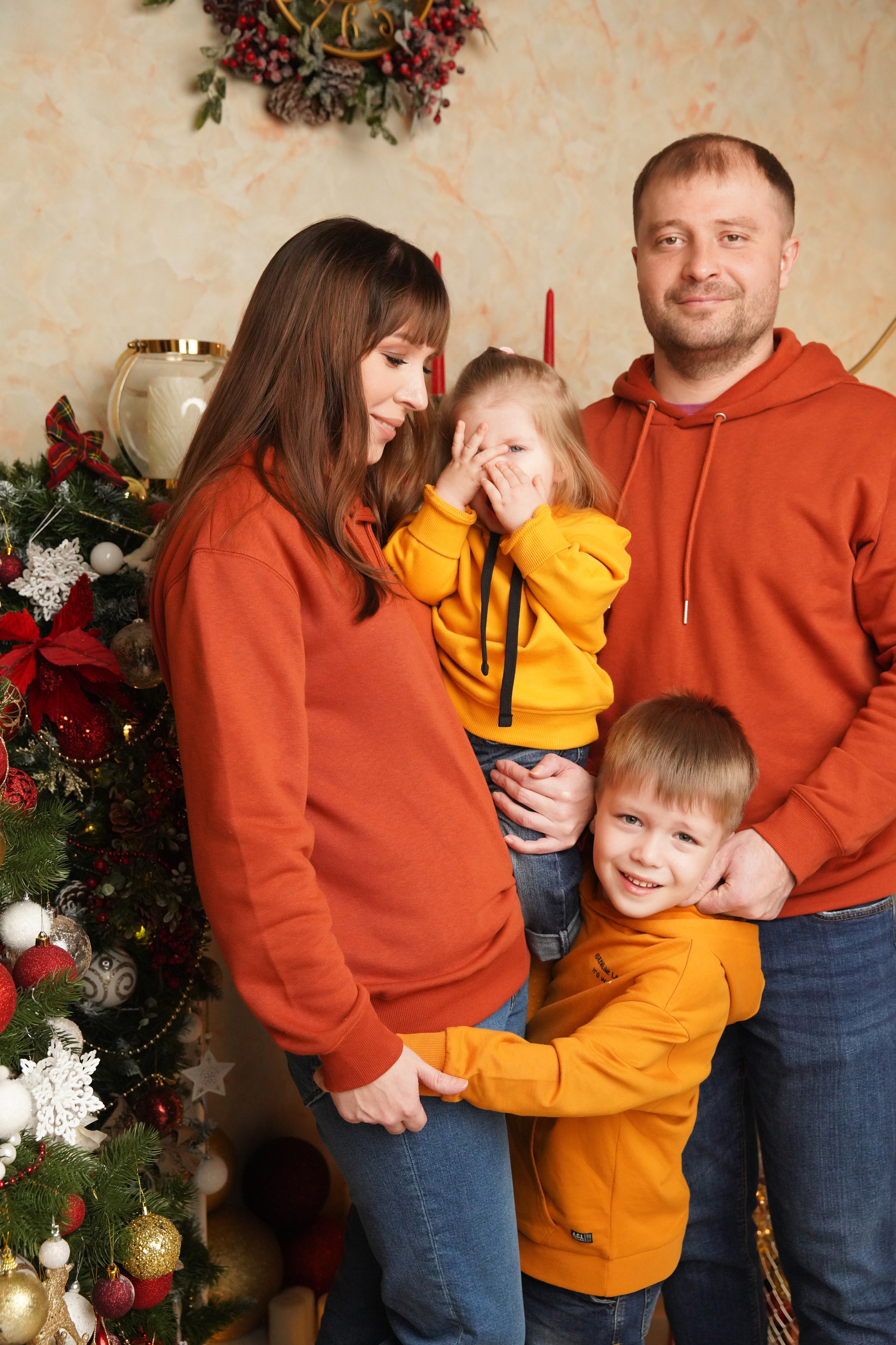 Новогодняя фотосессия. Фотограф новорожденных. Семейный и детский фотограф в городе Сургуте