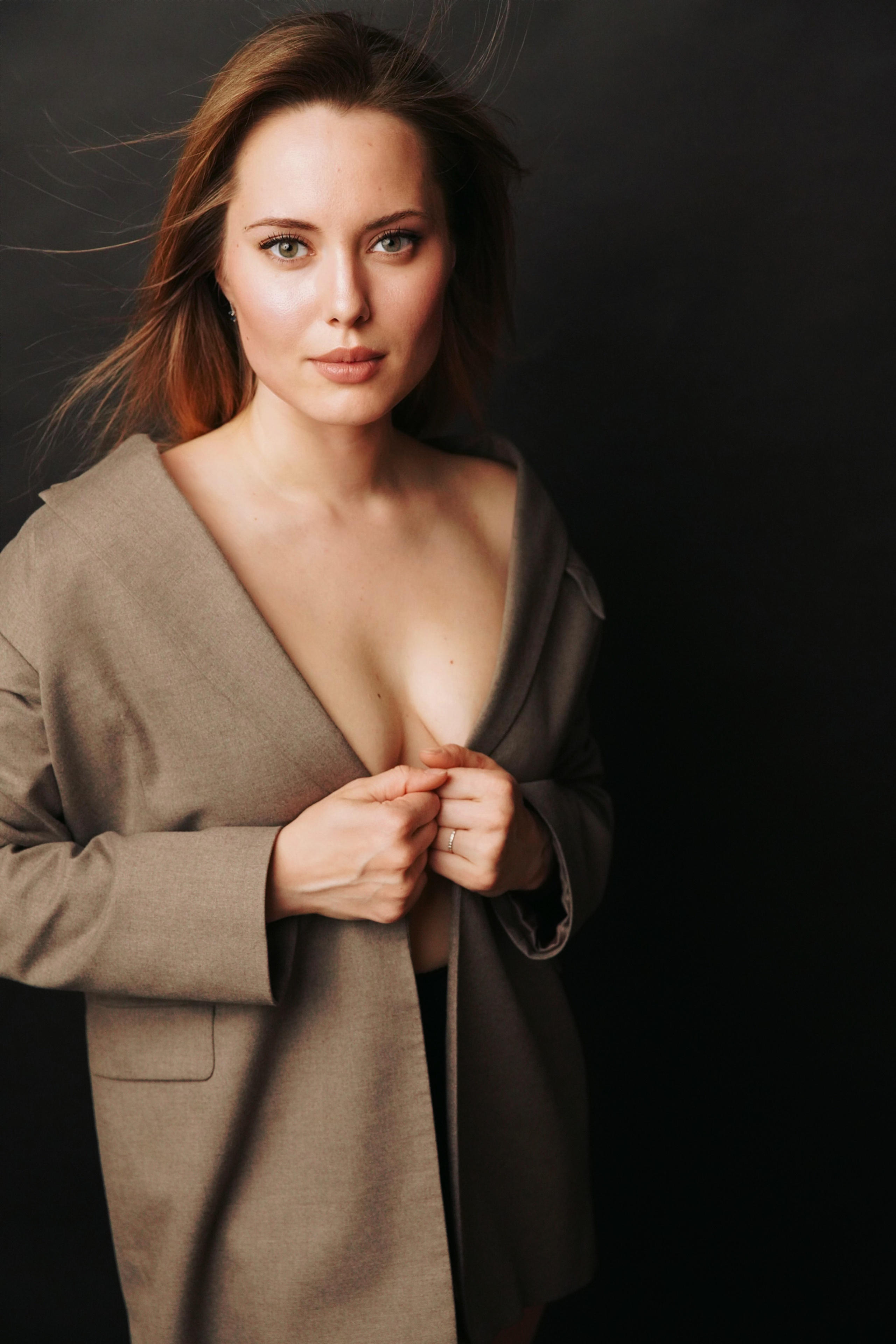 Женский портрет. Фотограф новорожденных. Семейный и детский фотограф в городе Сургуте