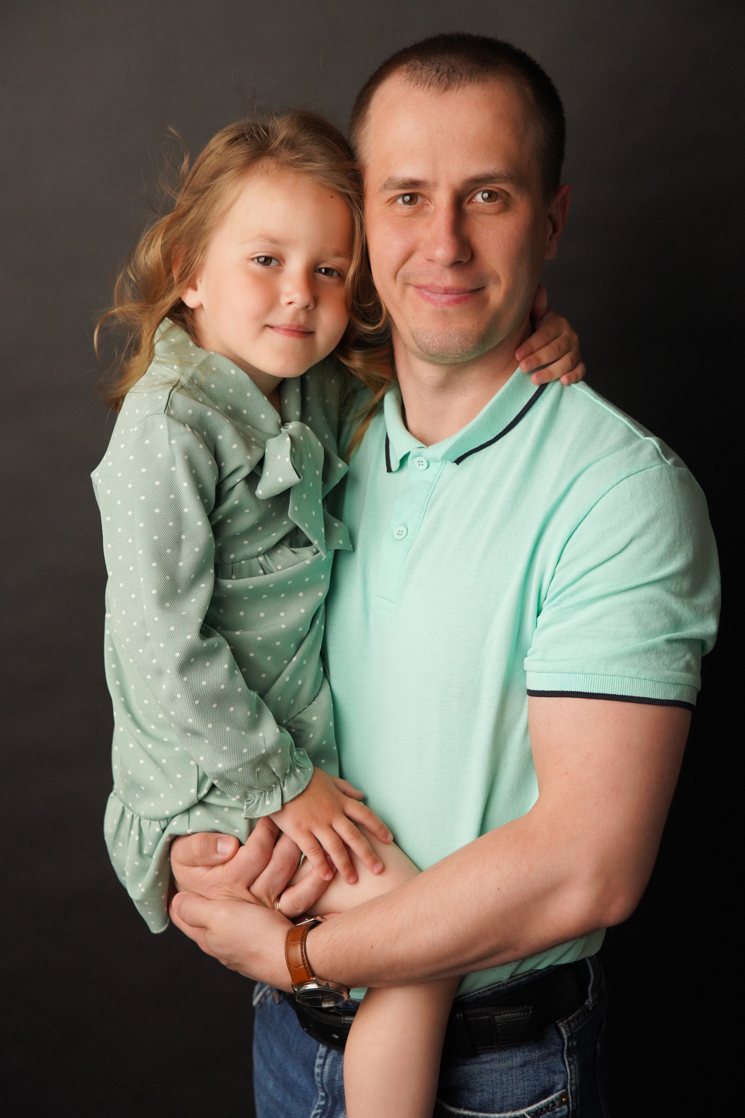 Портретная фотосессия. Фотограф новорожденных. Семейный и детский фотограф в городе Сургуте