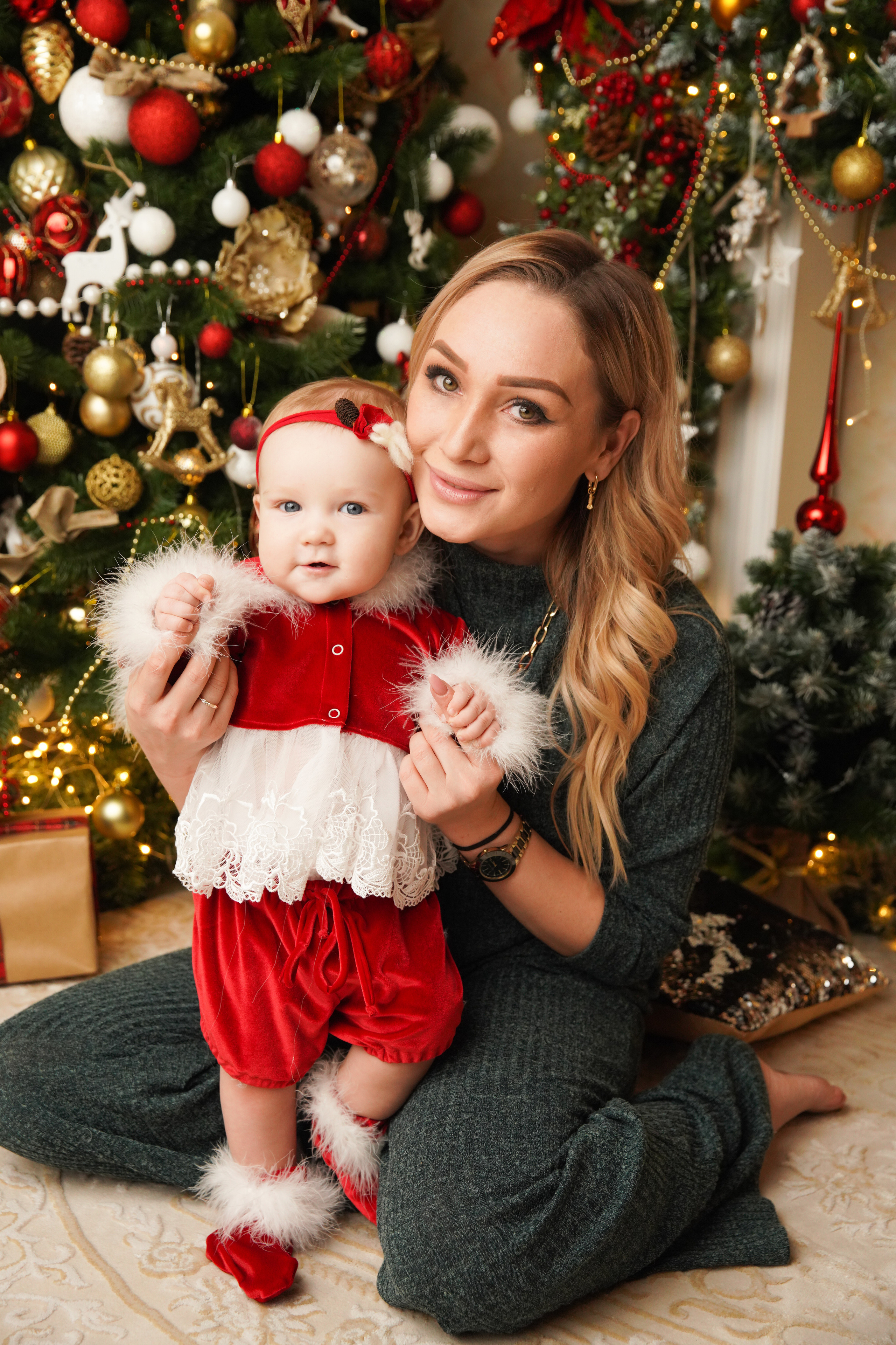 Новогодняя фотосессия. Фотограф новорожденных. Семейный и детский фотограф в городе Сургуте
