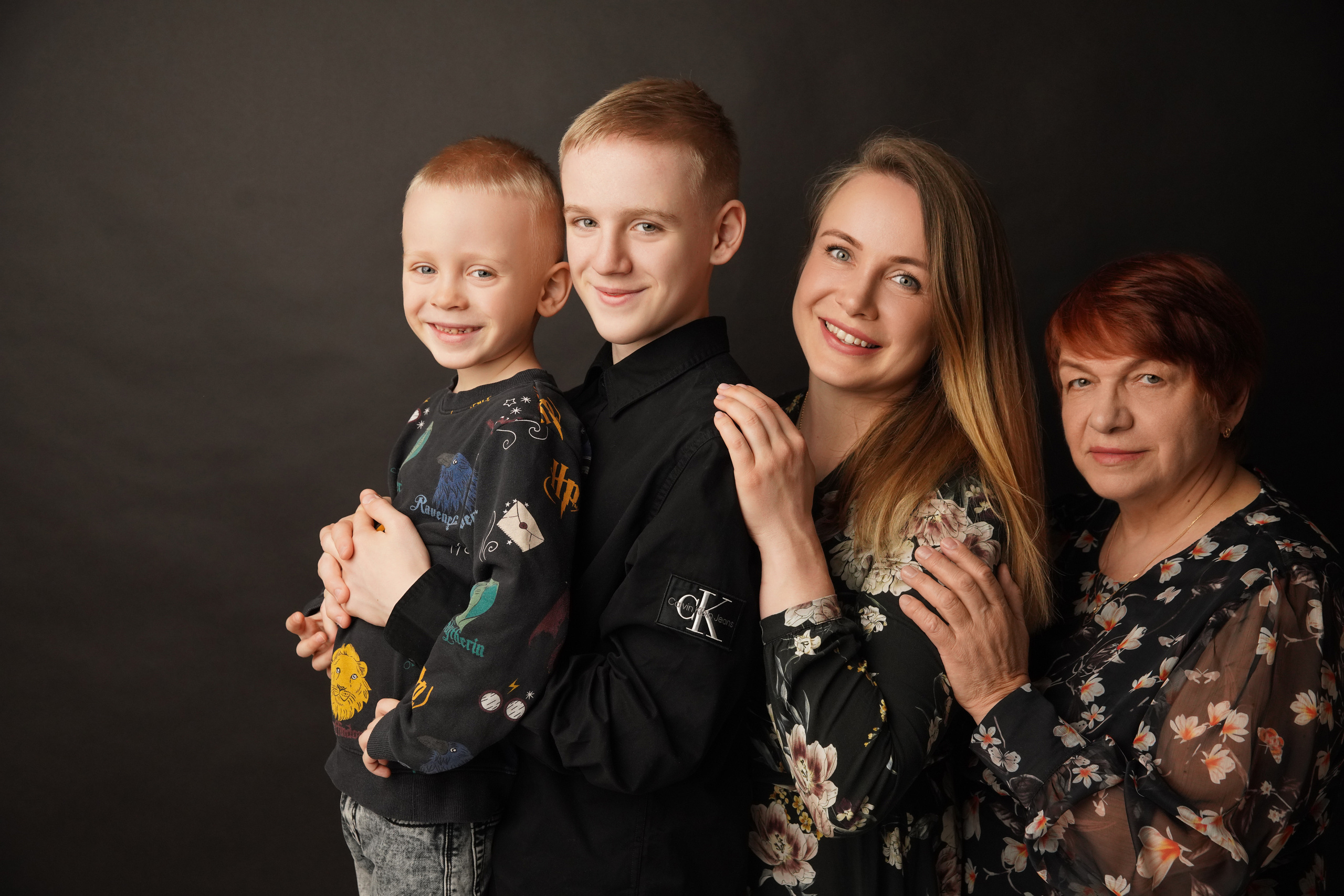 Портретная фотосессия. Фотограф новорожденных. Семейный и детский фотограф в городе Сургуте