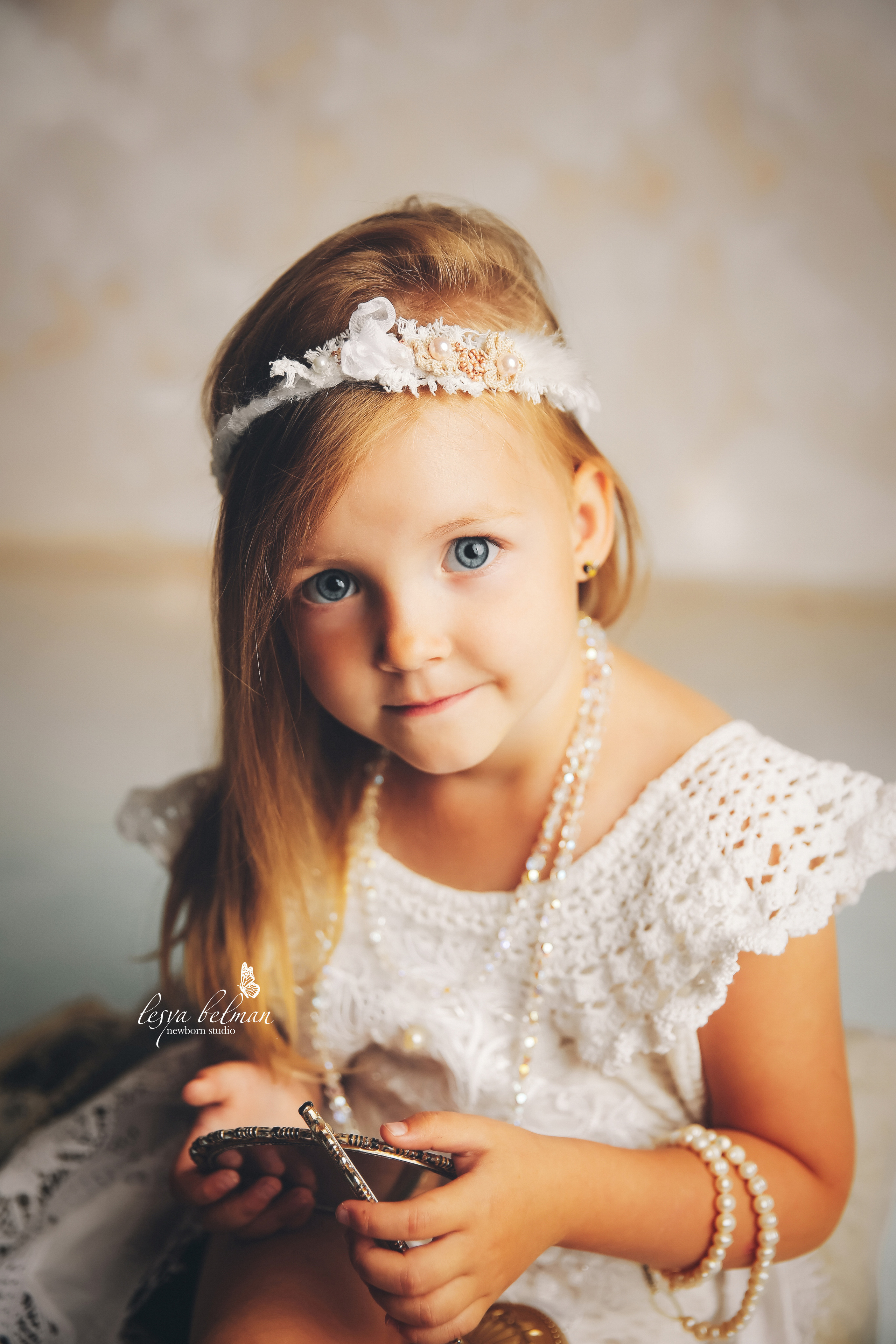 Эпоха Возрождения. Фотограф новорожденных. Семейный и детский фотограф в городе Сургуте