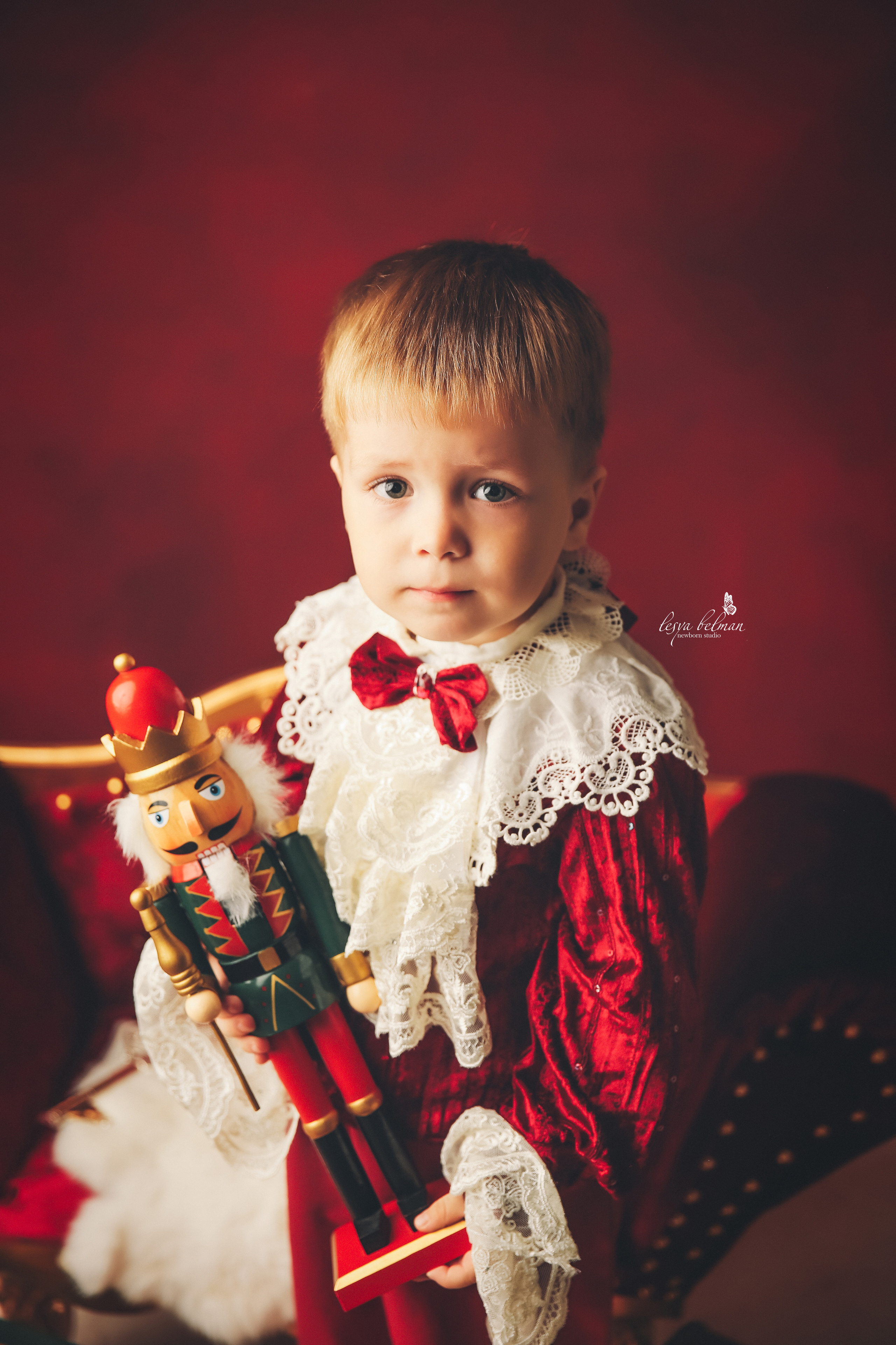 Эпоха Возрождения. Фотограф новорожденных. Семейный и детский фотограф в городе Сургуте