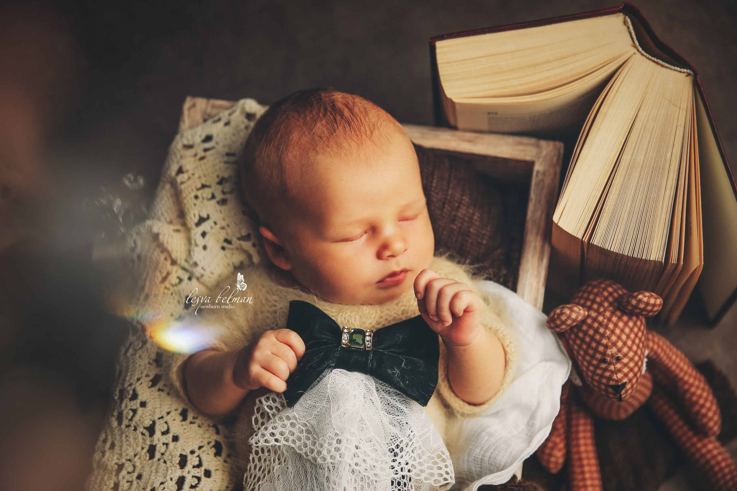 Эпоха Возрождения. Фотограф новорожденных. Семейный и детский фотограф в городе Сургуте