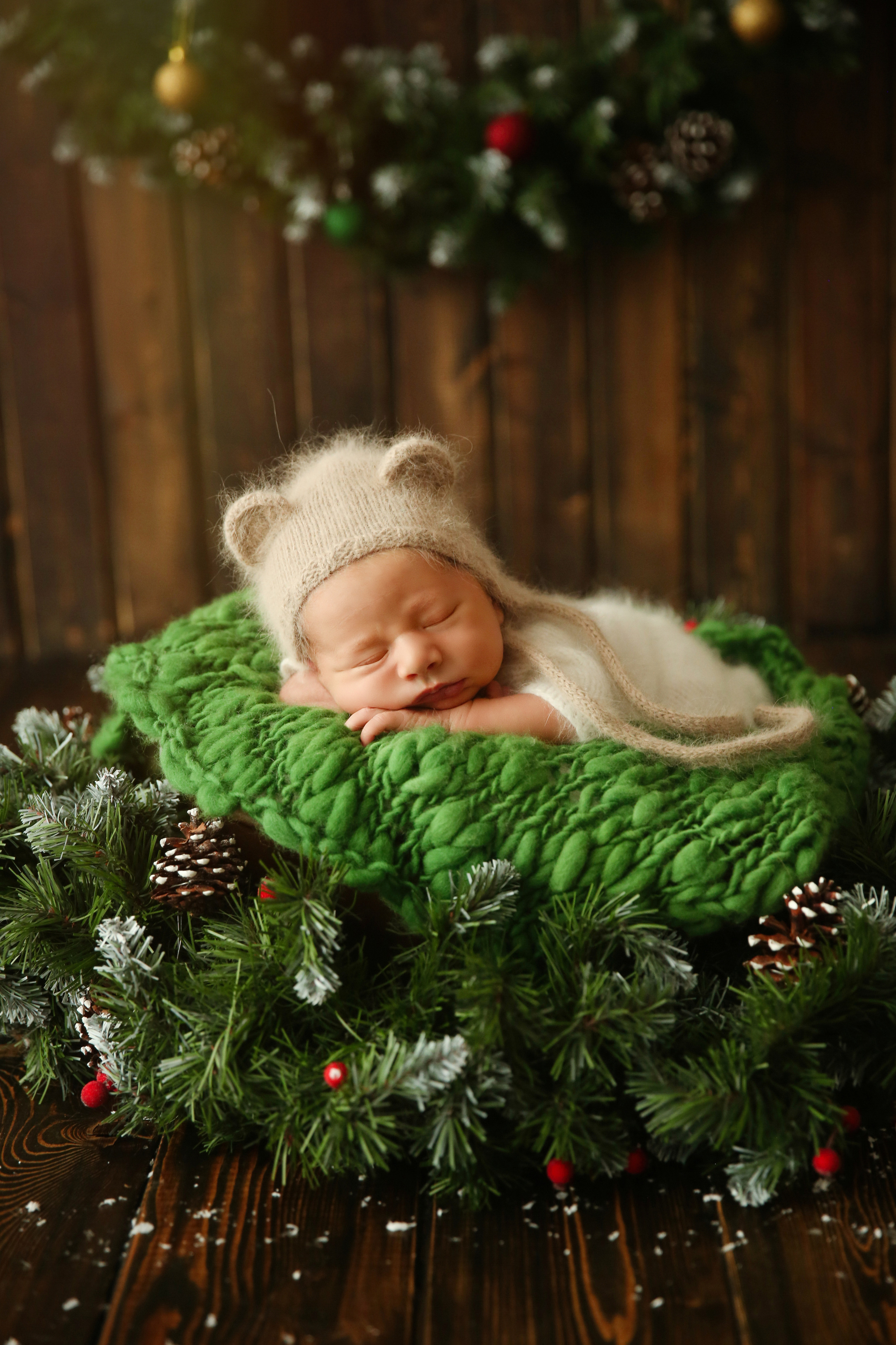 Newborm начало. Фотограф новорожденных. Семейный и детский фотограф в городе Сургуте