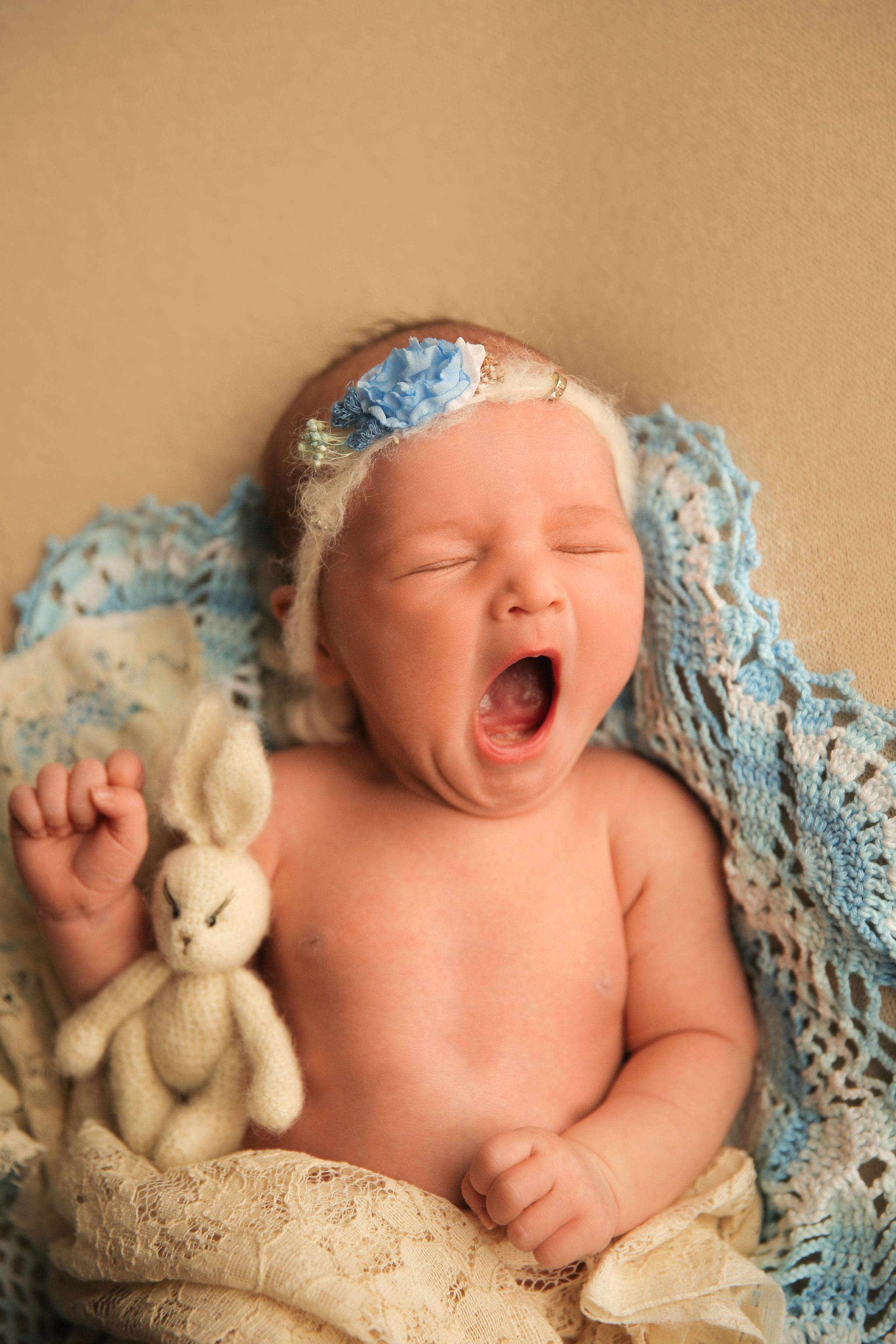 Newborm начало. Фотограф новорожденных. Семейный и детский фотограф в городе Сургуте