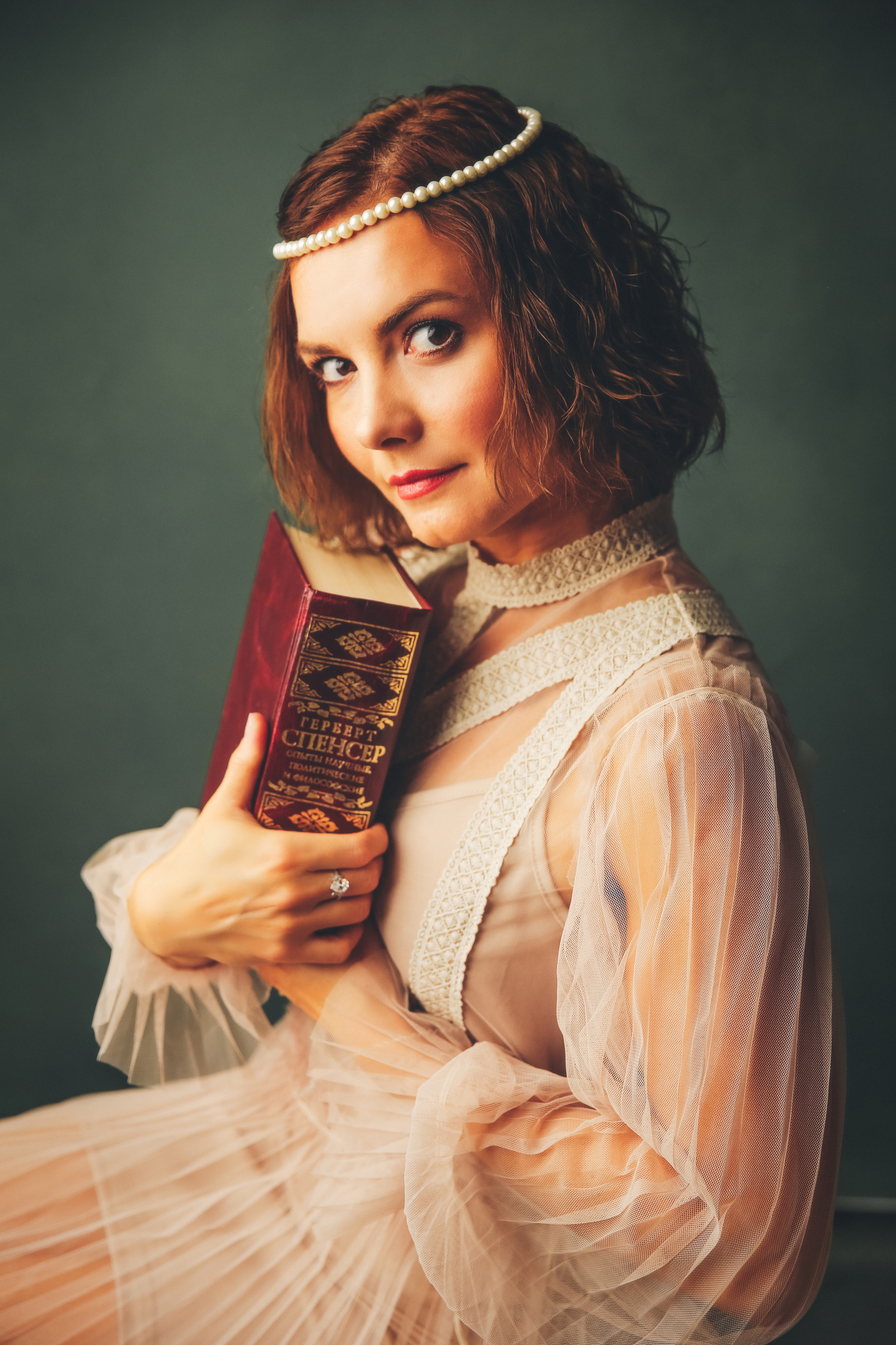 Эпоха Возрождения. Фотограф новорожденных. Семейный и детский фотограф в городе Сургуте