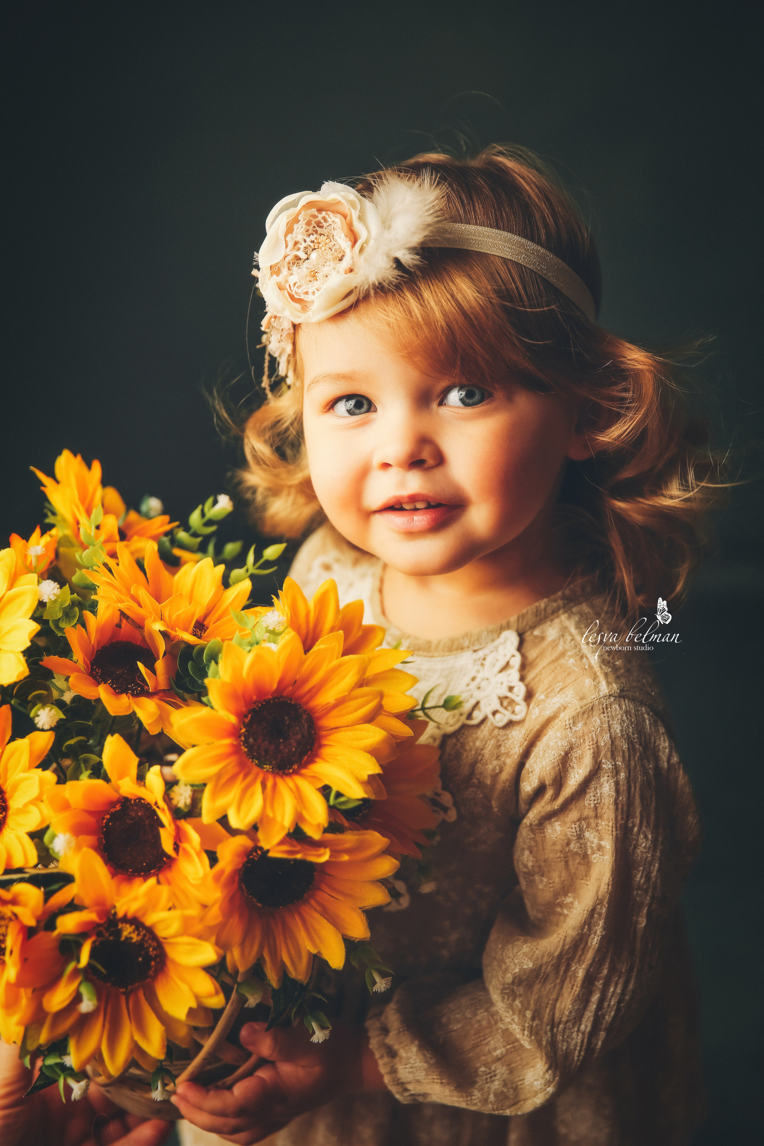 Эпоха Возрождения. Фотограф новорожденных. Семейный и детский фотограф в городе Сургуте