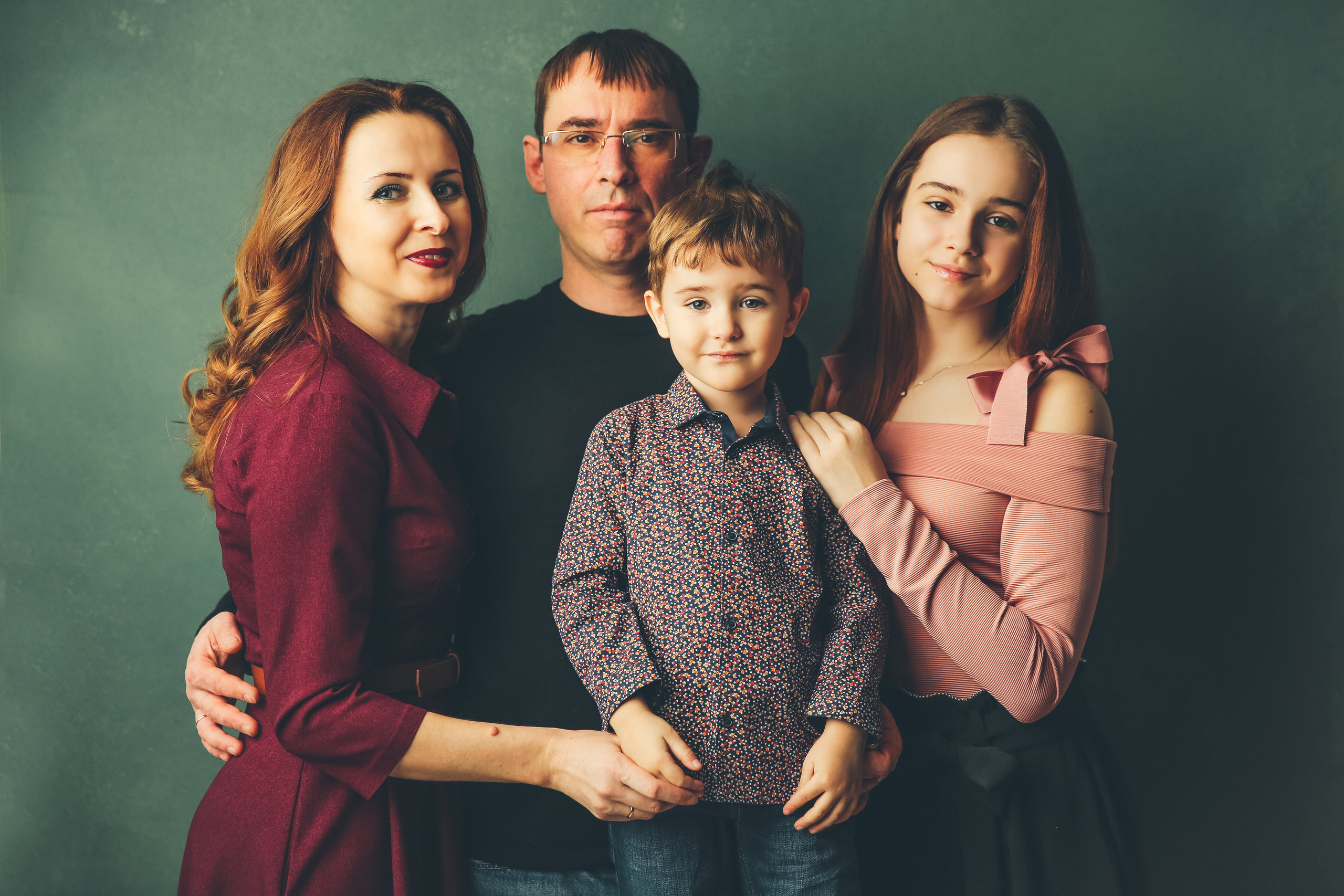 Family Portrait 2021. Фотограф новорожденных. Семейный и детский фотограф в городе Сургуте