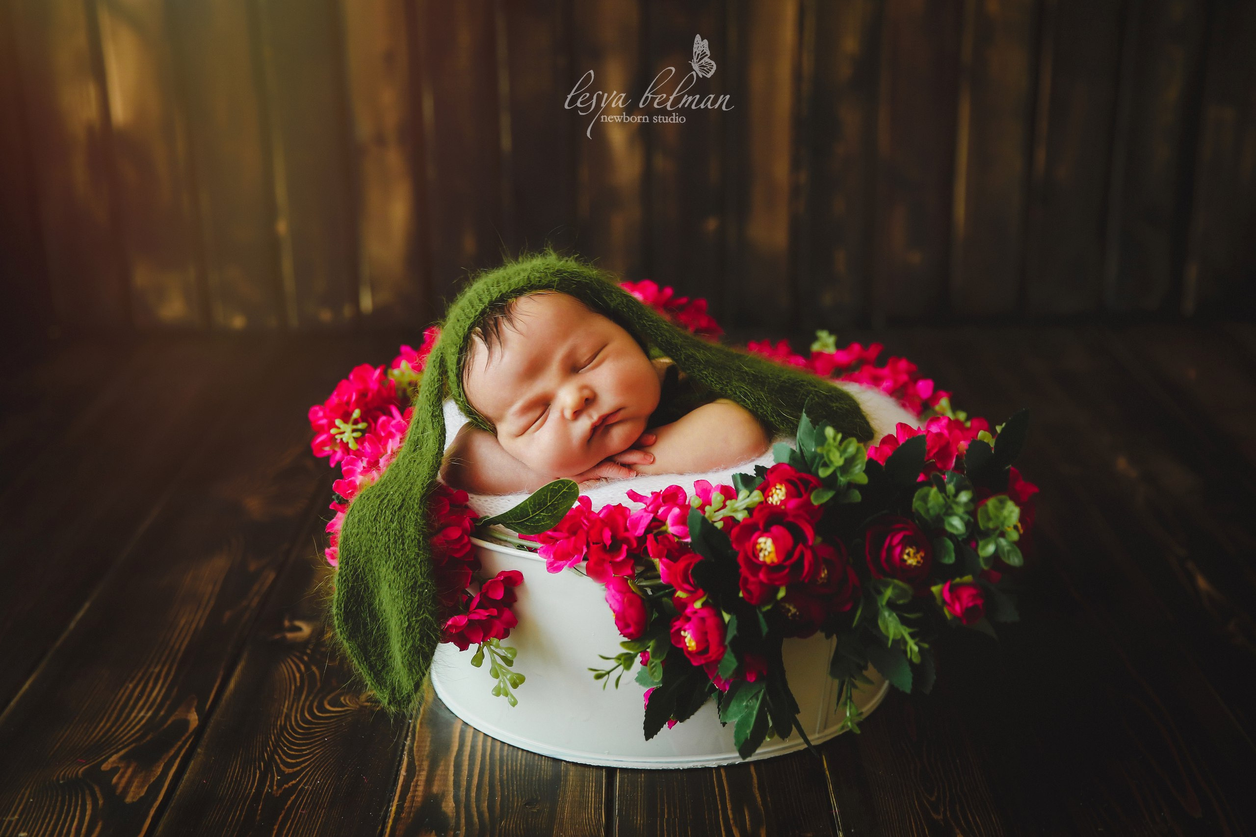 Newborm начало. Фотограф новорожденных. Семейный и детский фотограф в городе Сургуте
