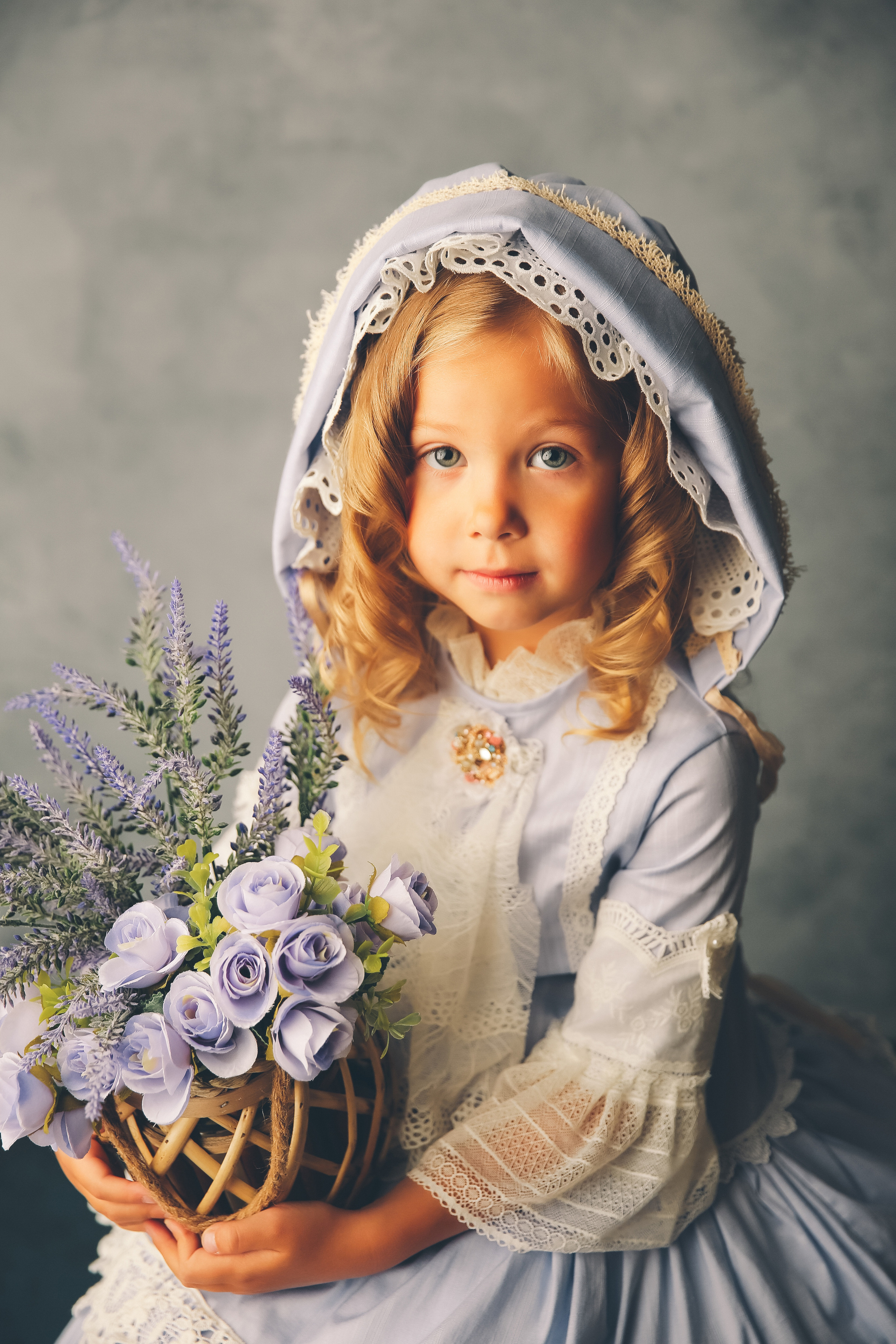 Эпоха Возрождения. Фотограф новорожденных. Семейный и детский фотограф в городе Сургуте