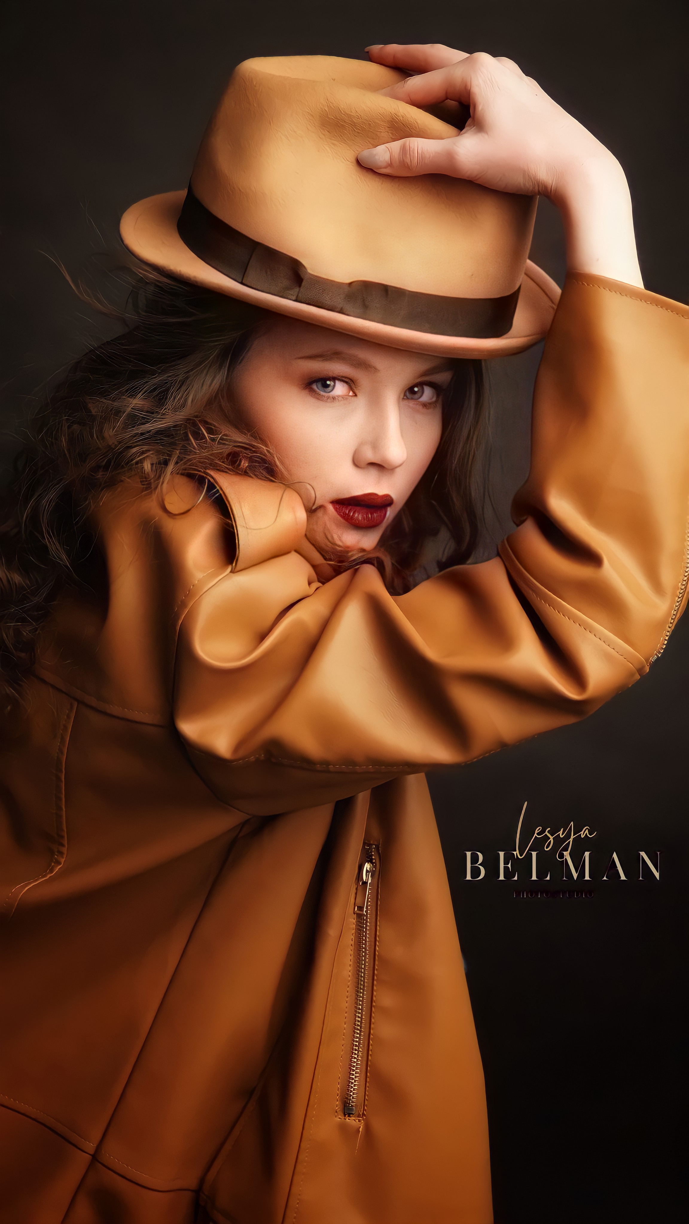 Женский портрет. Фотограф новорожденных. Семейный и детский фотограф в городе Сургуте