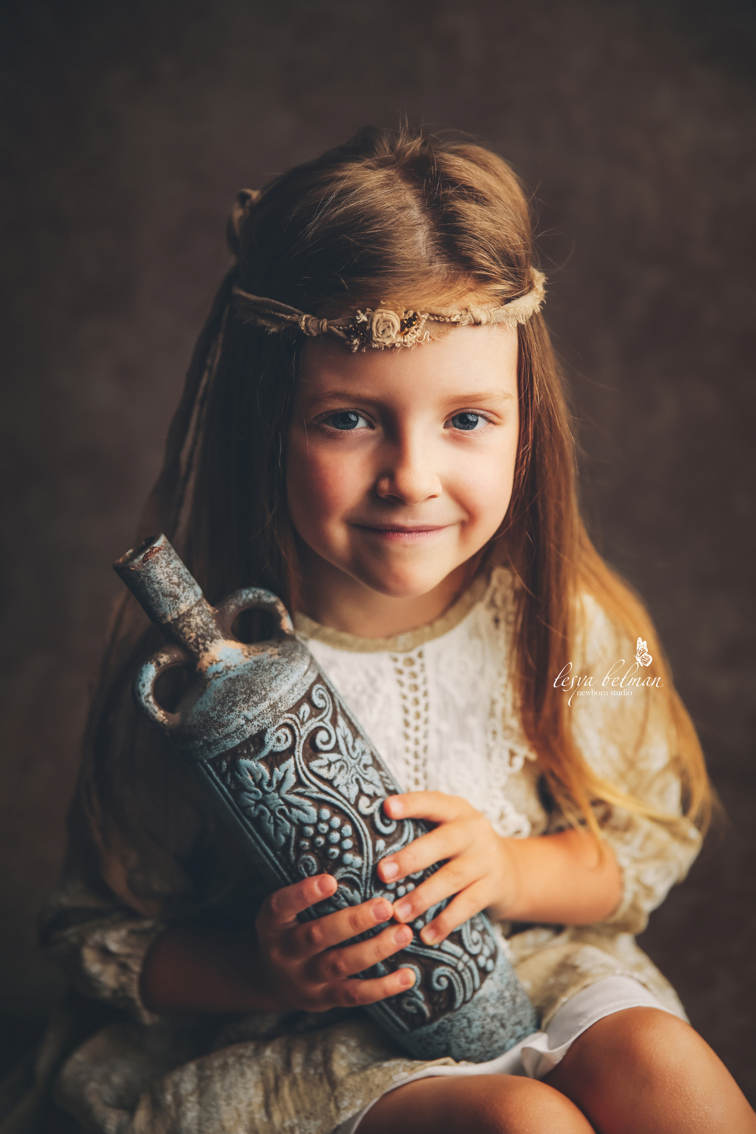 Эпоха Возрождения. Фотограф новорожденных. Семейный и детский фотограф в городе Сургуте