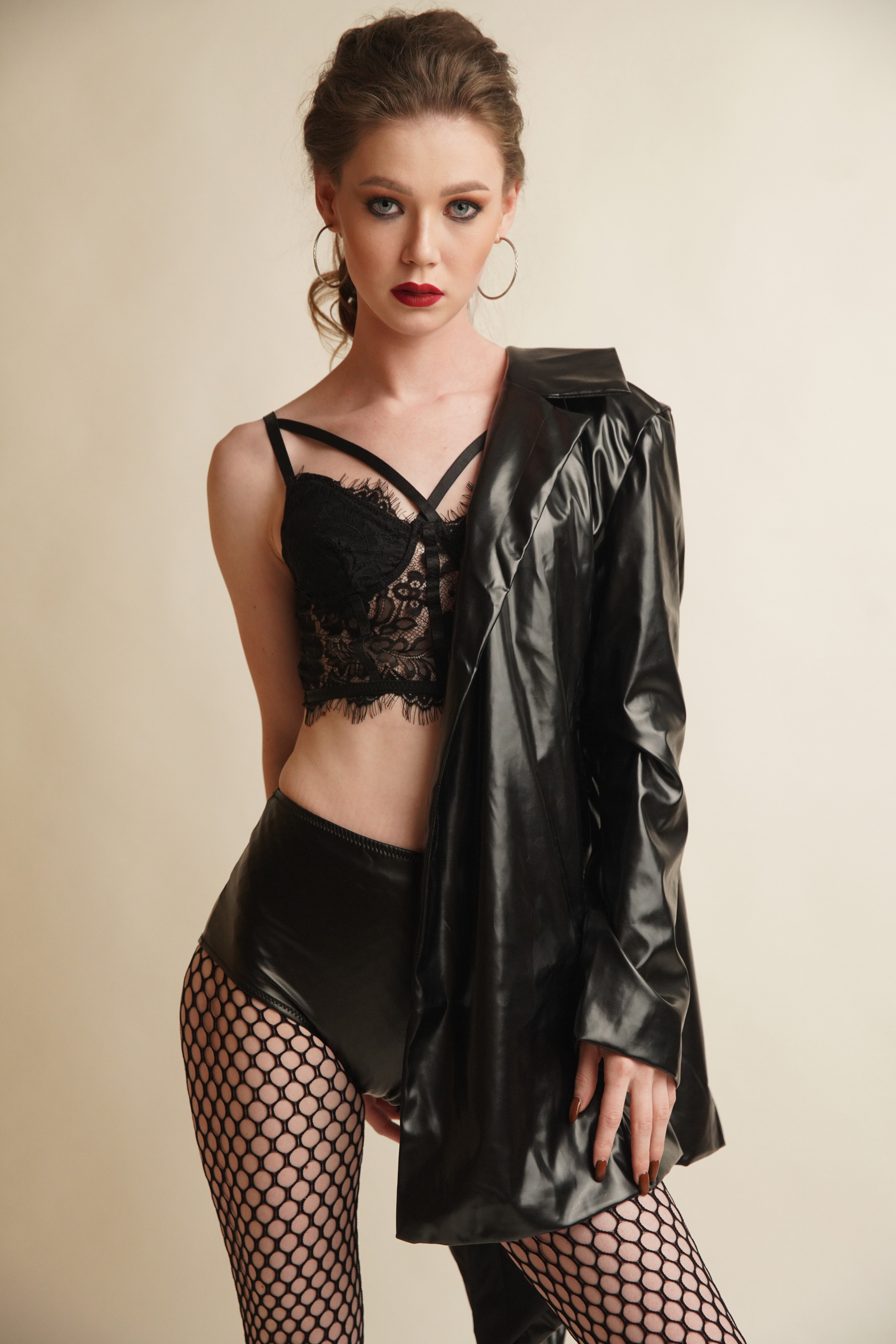 Женский портрет. Фотограф новорожденных. Семейный и детский фотограф в городе Сургуте