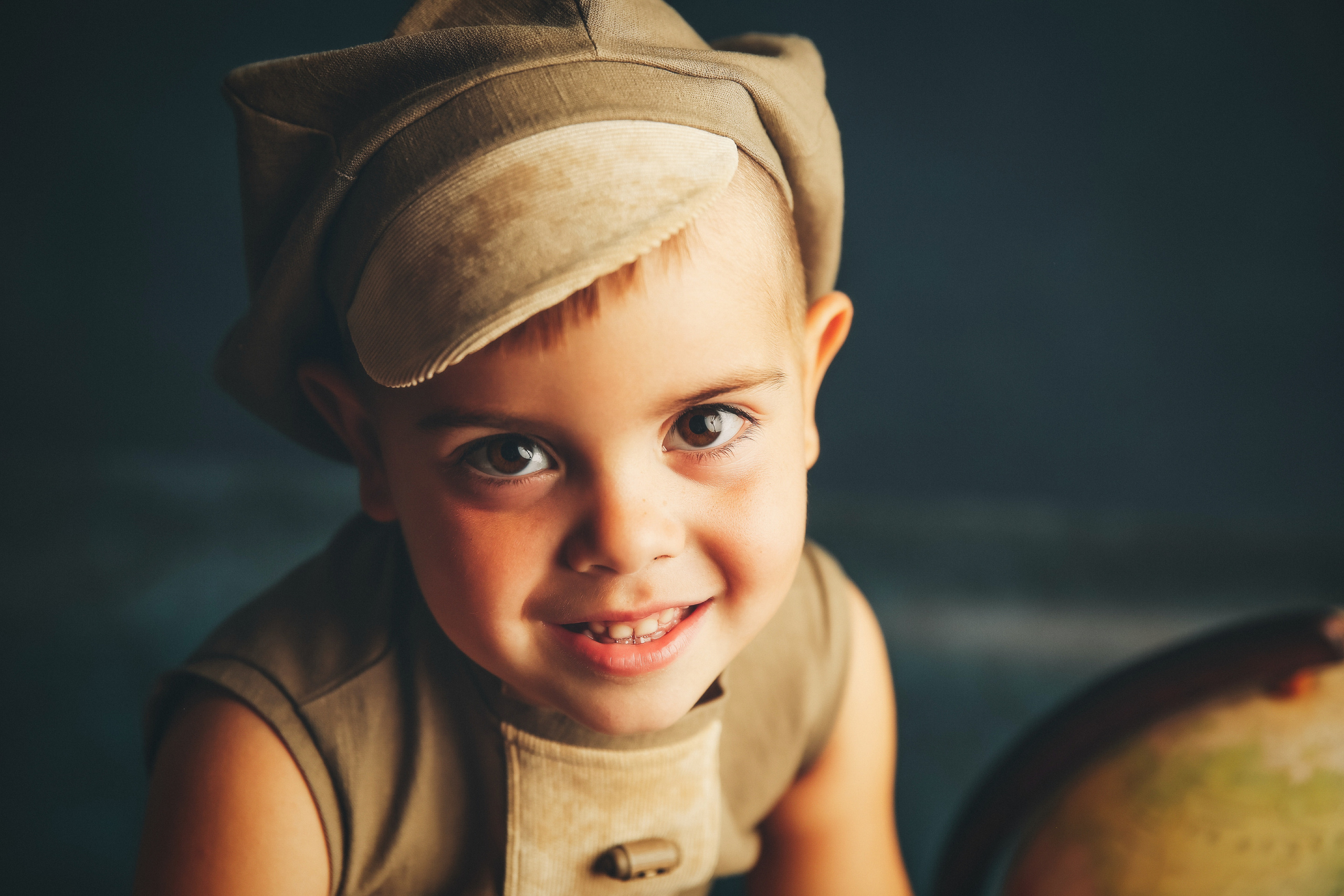 Эпоха Возрождения. Фотограф новорожденных. Семейный и детский фотограф в городе Сургуте