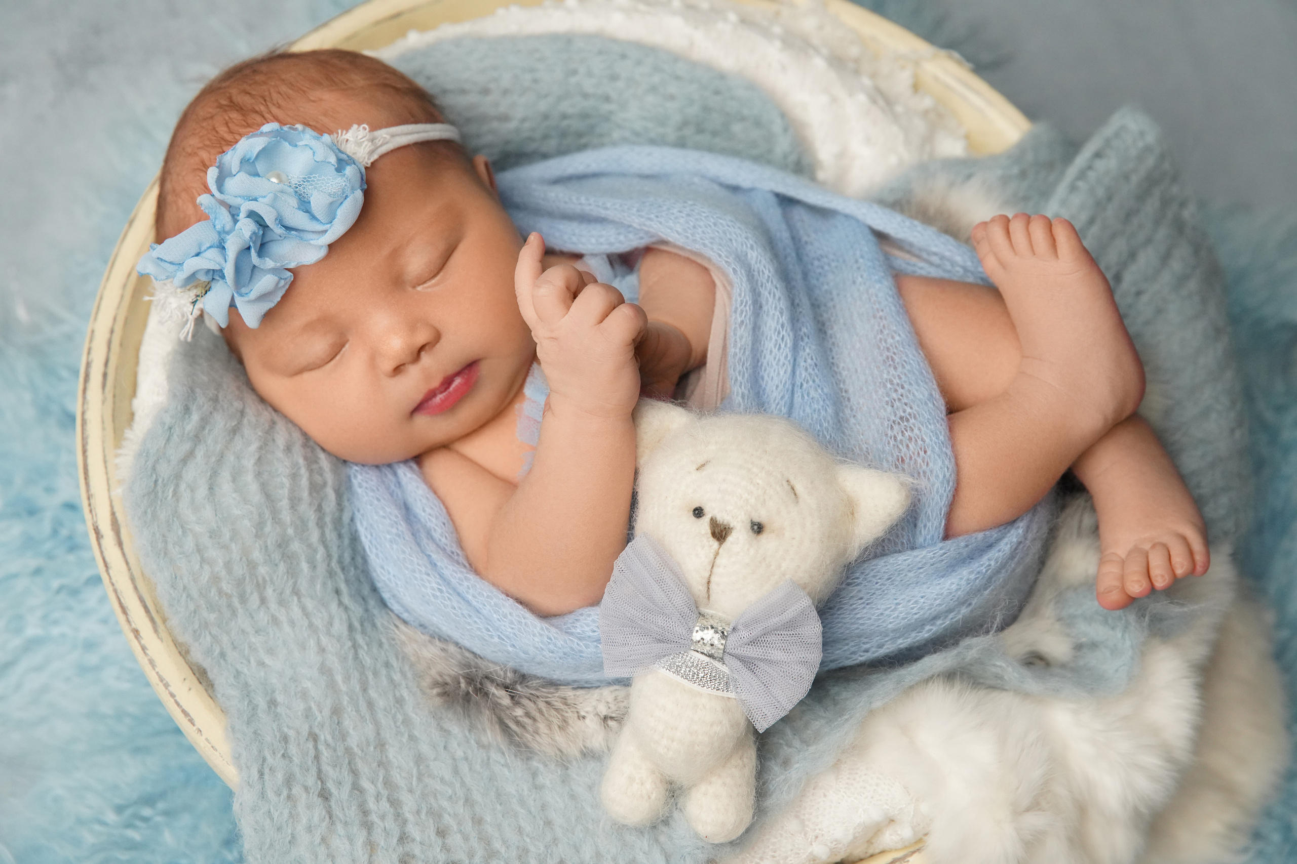 Девочки. Фотограф новорожденных. Семейный и детский фотограф в городе Сургуте