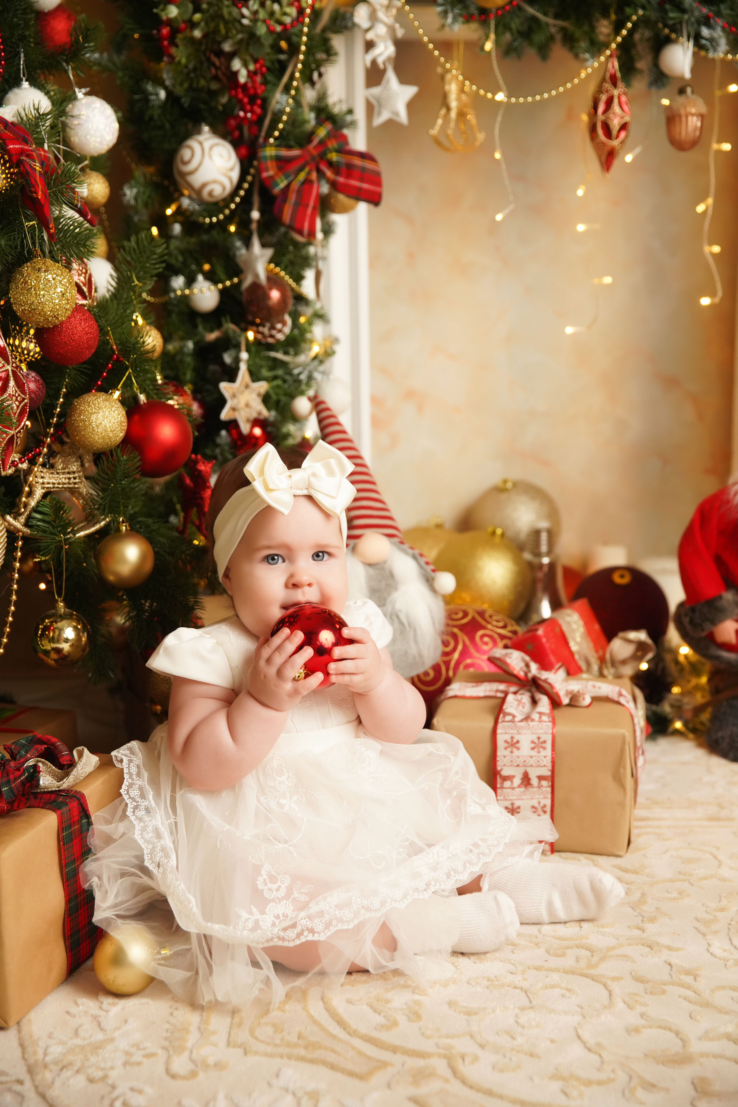 Новогодняя фотосессия. Фотограф новорожденных. Семейный и детский фотограф в городе Сургуте