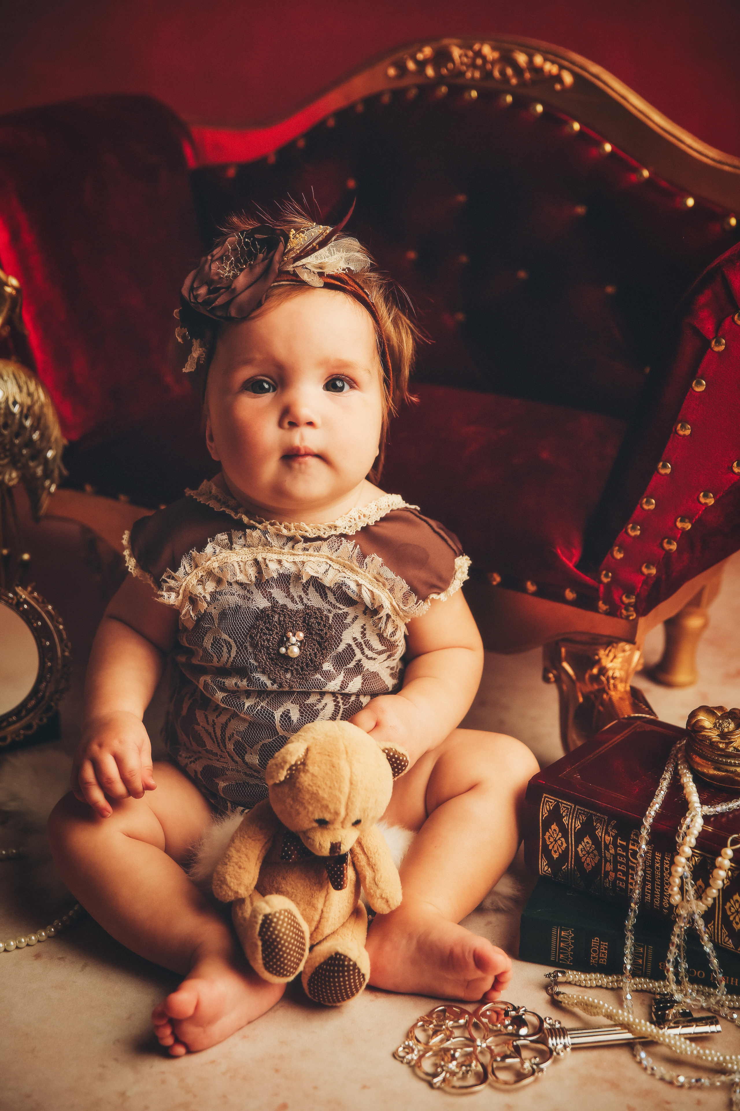 Эпоха Возрождения. Фотограф новорожденных. Семейный и детский фотограф в городе Сургуте