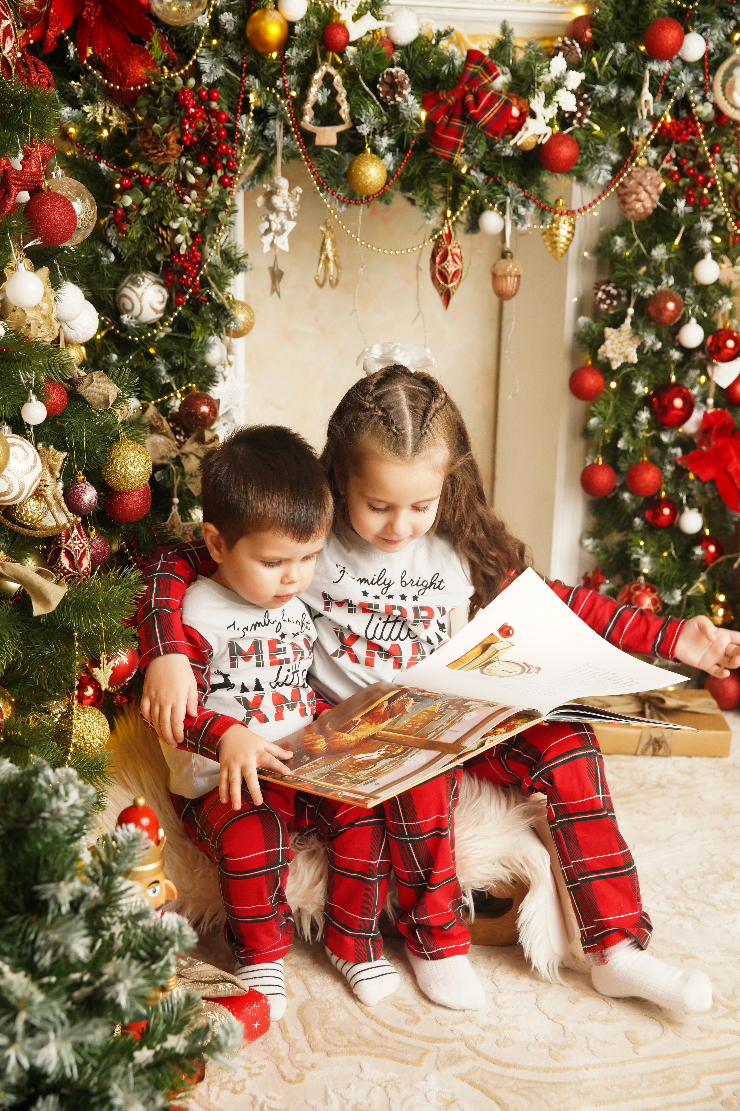 Новогодняя фотосессия. Фотограф новорожденных. Семейный и детский фотограф в городе Сургуте