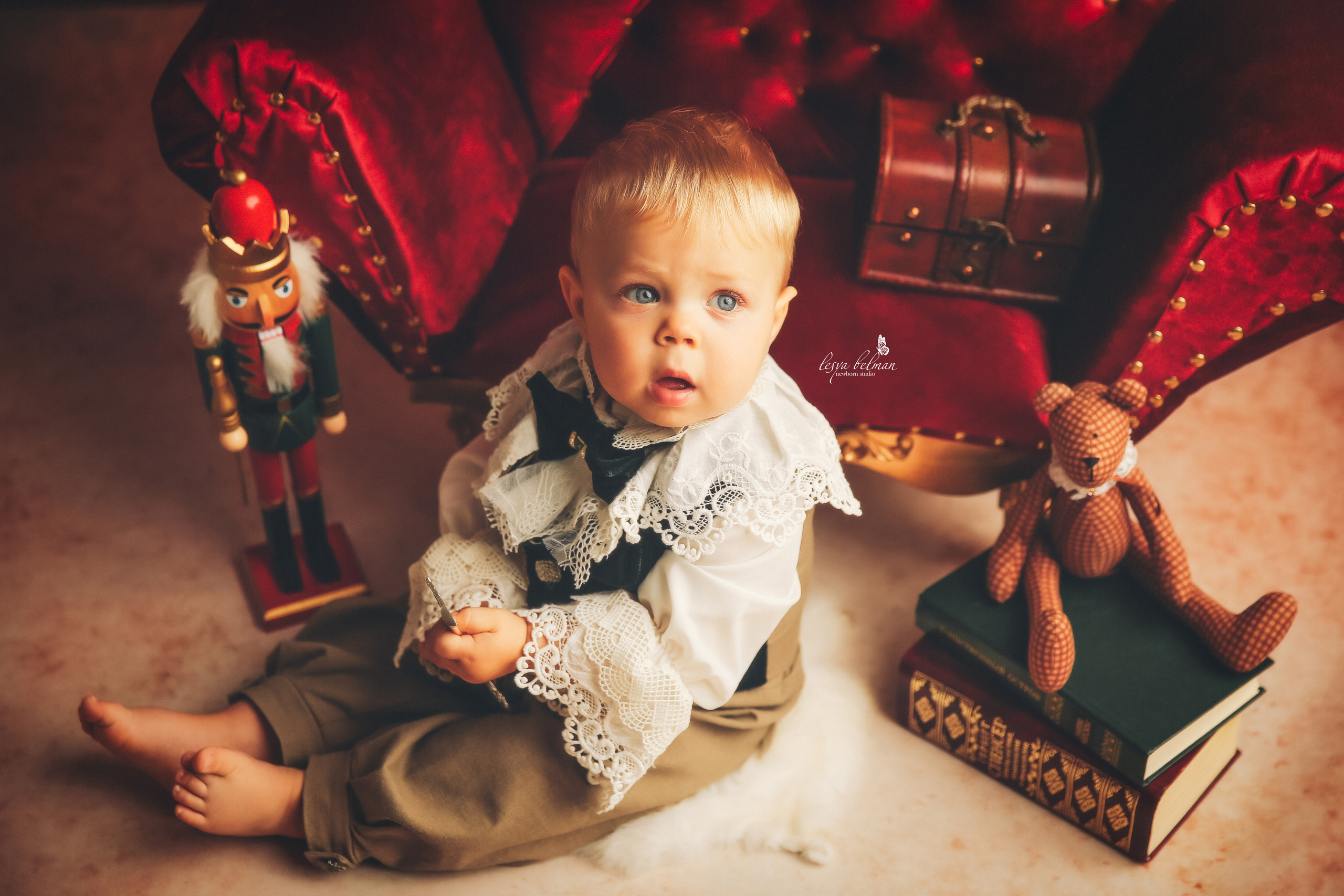 Эпоха Возрождения. Фотограф новорожденных. Семейный и детский фотограф в городе Сургуте