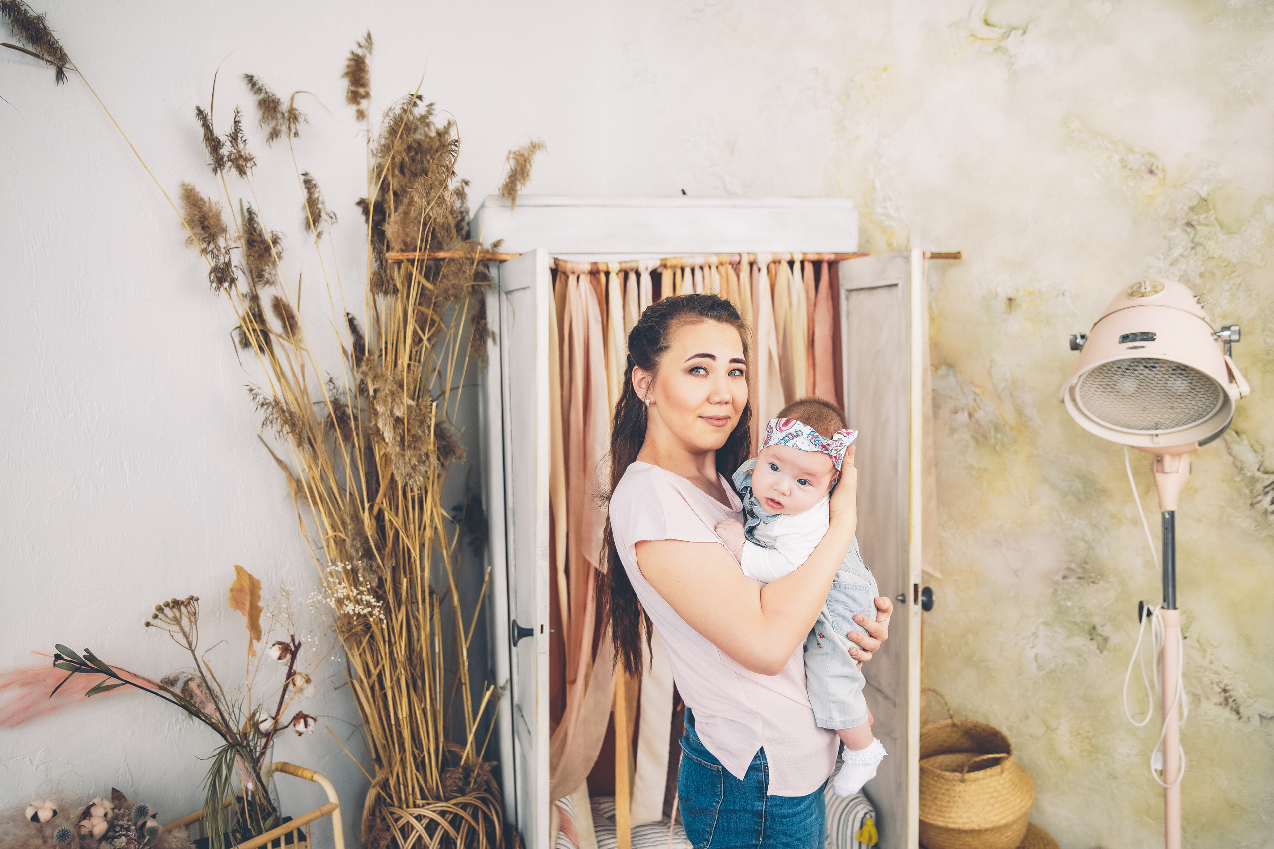 Фотосессия в интерьере. Фотограф новорожденных. Семейный и детский фотограф в городе Сургуте