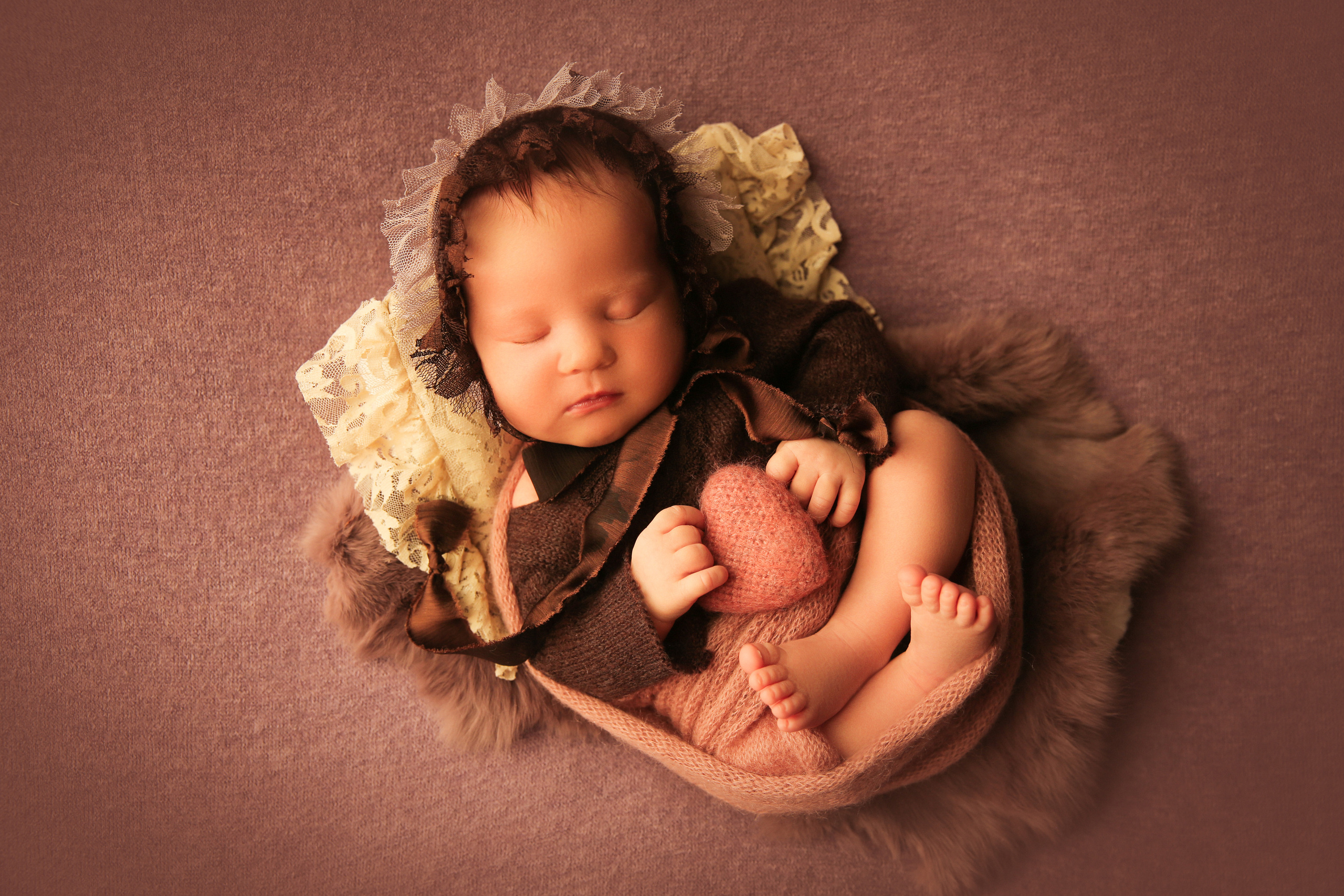 Девочки. Фотограф новорожденных. Семейный и детский фотограф в городе Сургуте