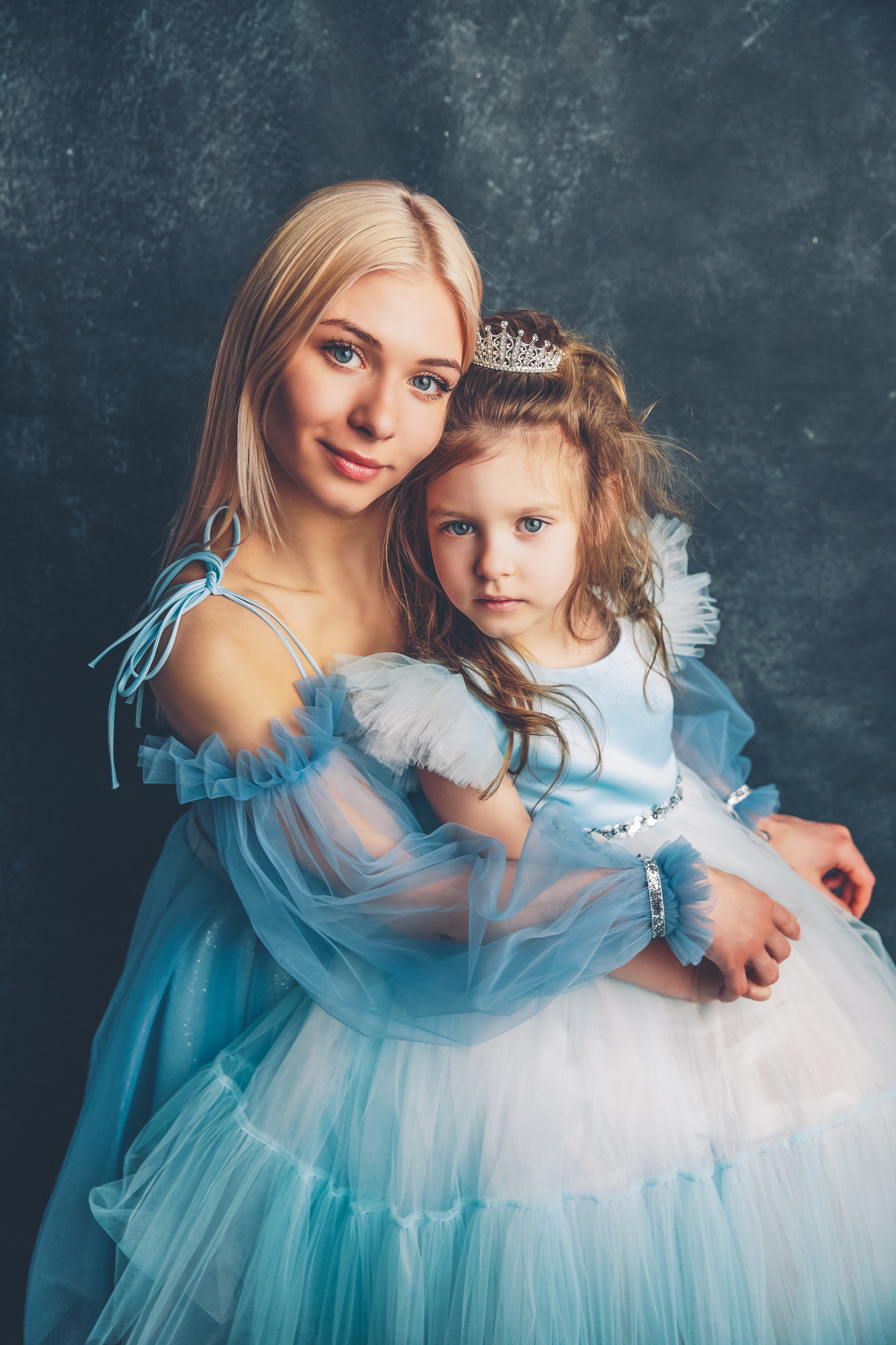 Мама и Дочь. Фотограф новорожденных. Семейный и детский фотограф в городе Сургуте