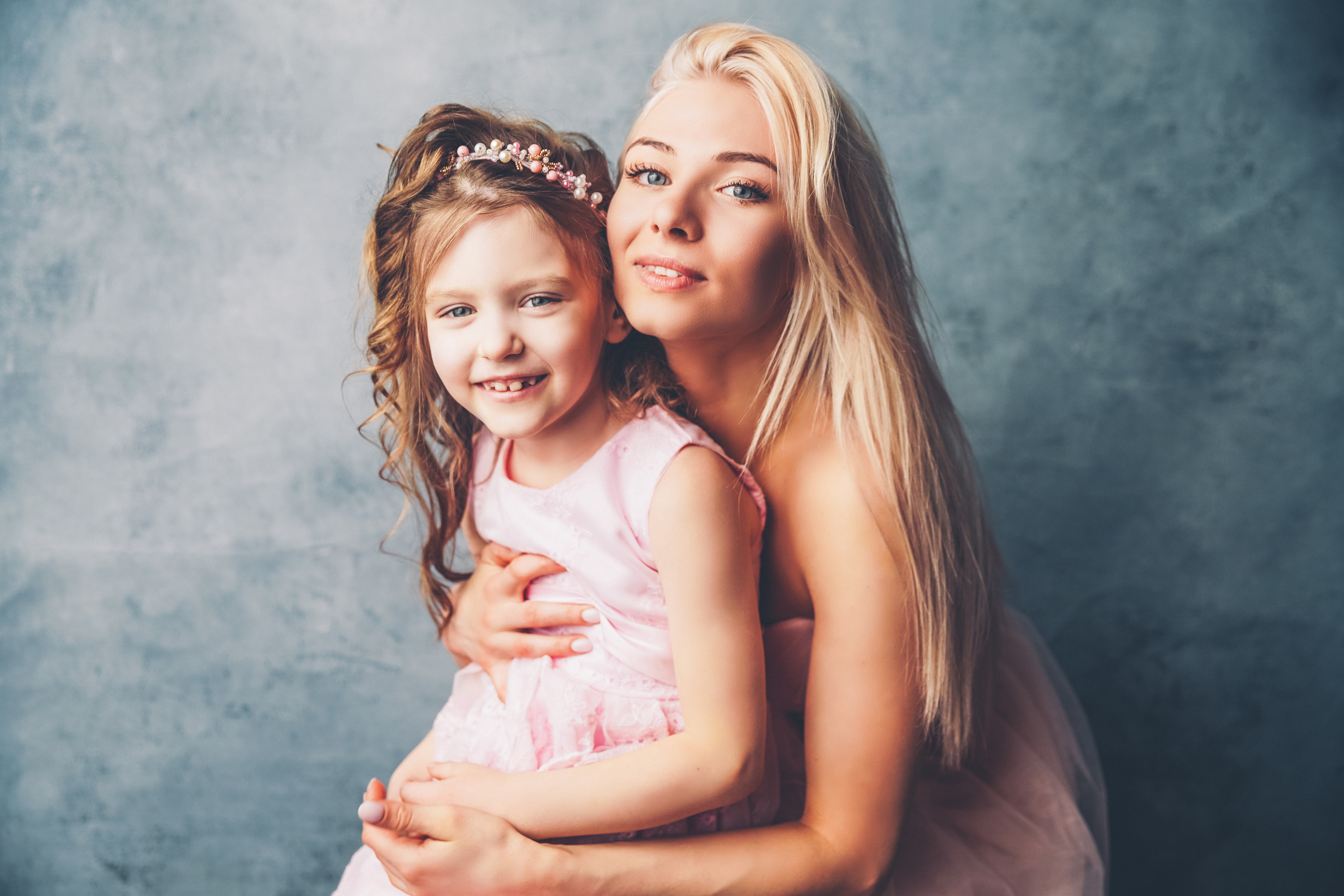 Мама и Дочь. Фотограф новорожденных. Семейный и детский фотограф в городе Сургуте