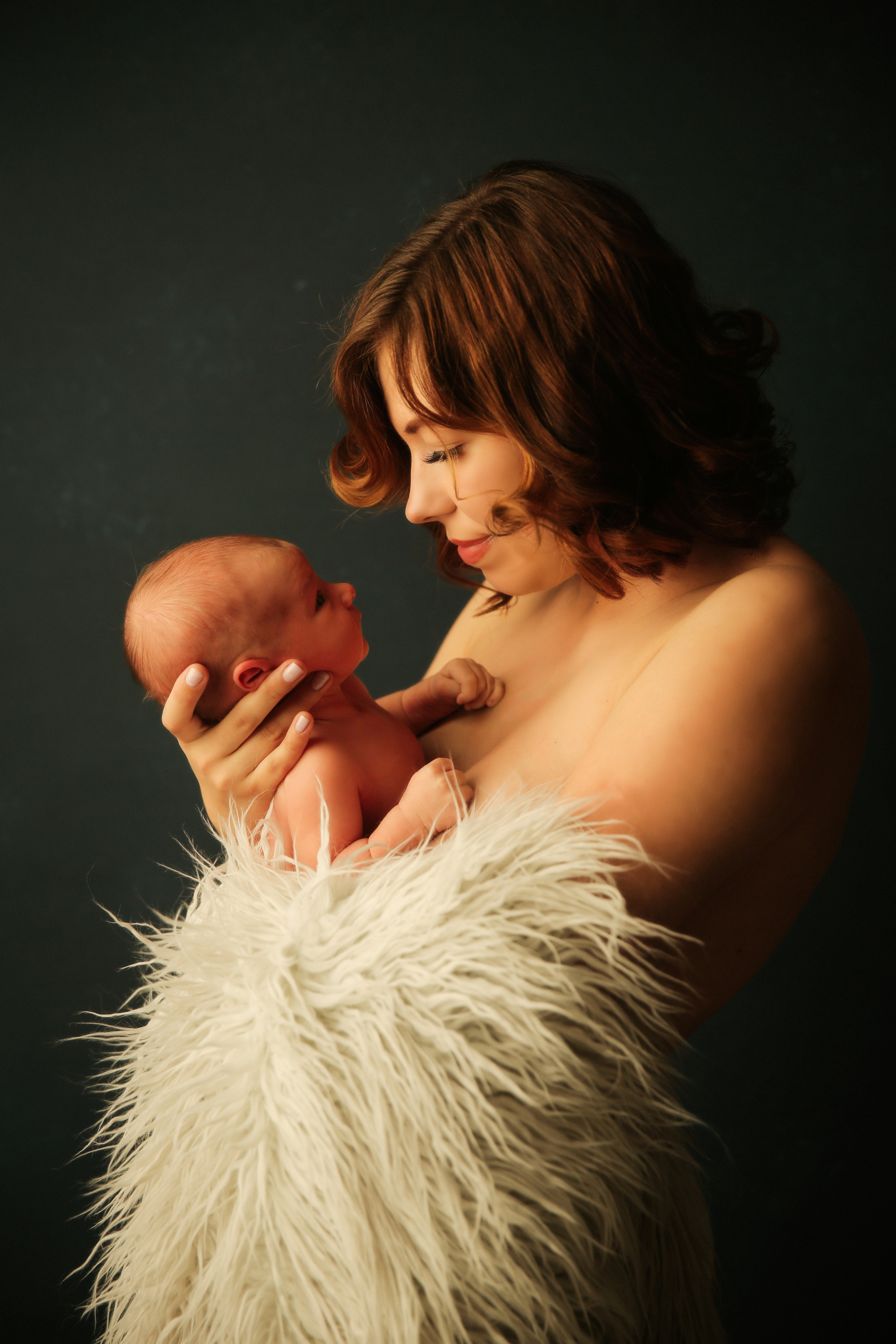 Мама и Малыш. Фотограф новорожденных. Семейный и детский фотограф в городе Сургуте