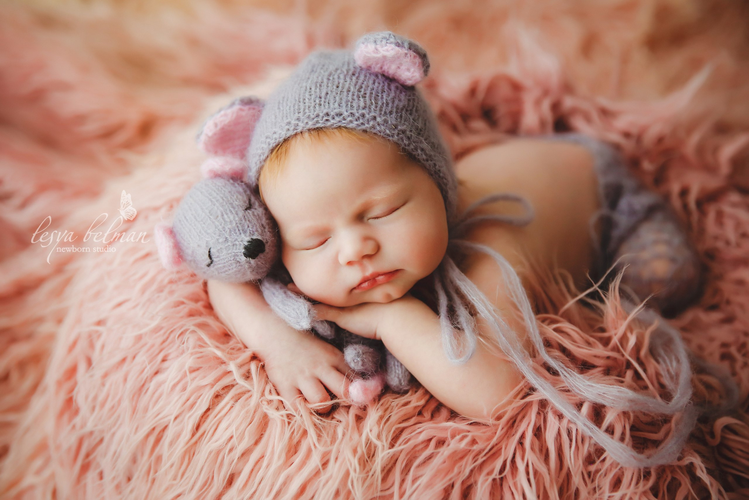 Newborm начало. Фотограф новорожденных. Семейный и детский фотограф в городе Сургуте