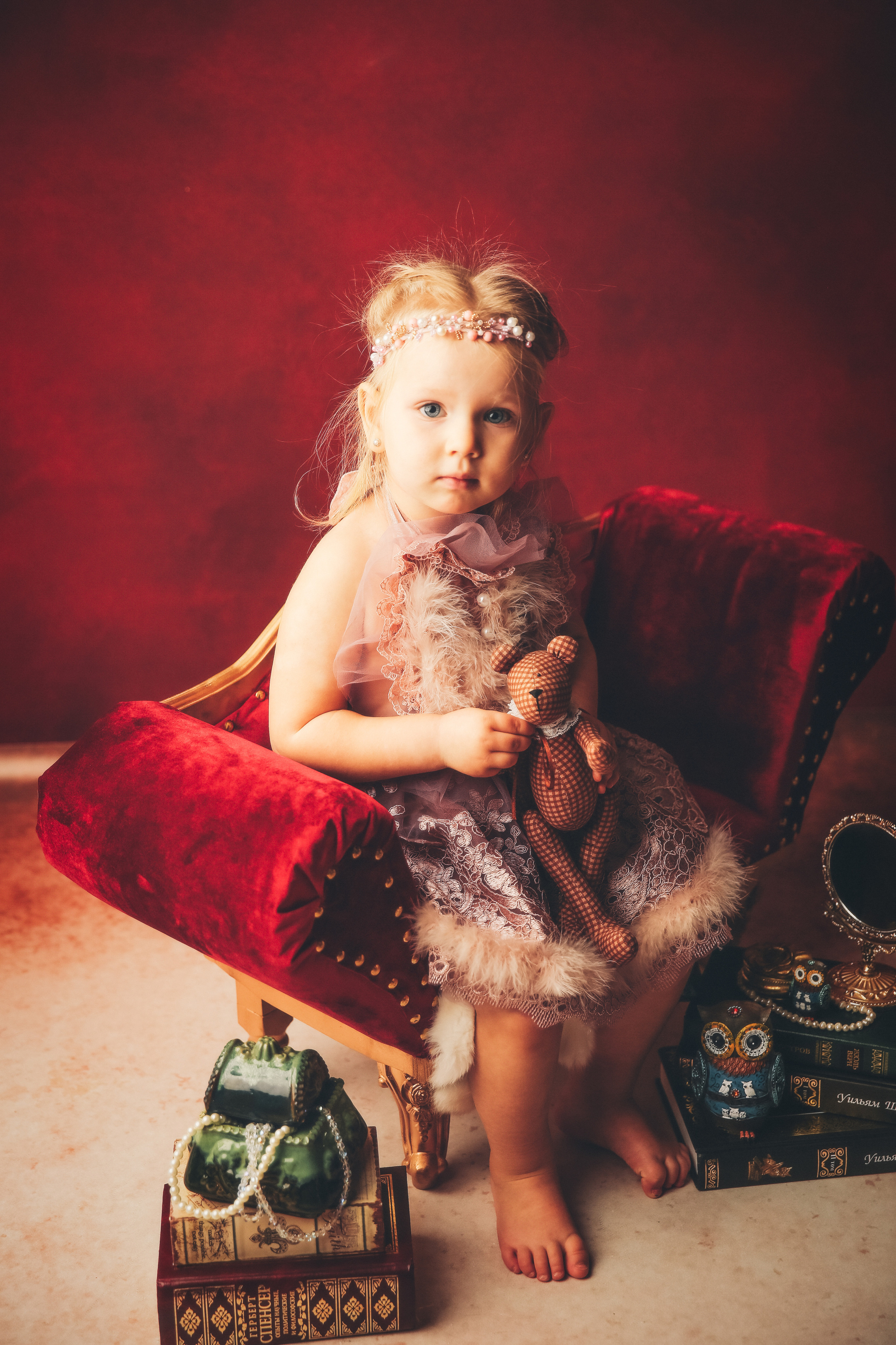 Эпоха Возрождения. Фотограф новорожденных. Семейный и детский фотограф в городе Сургуте