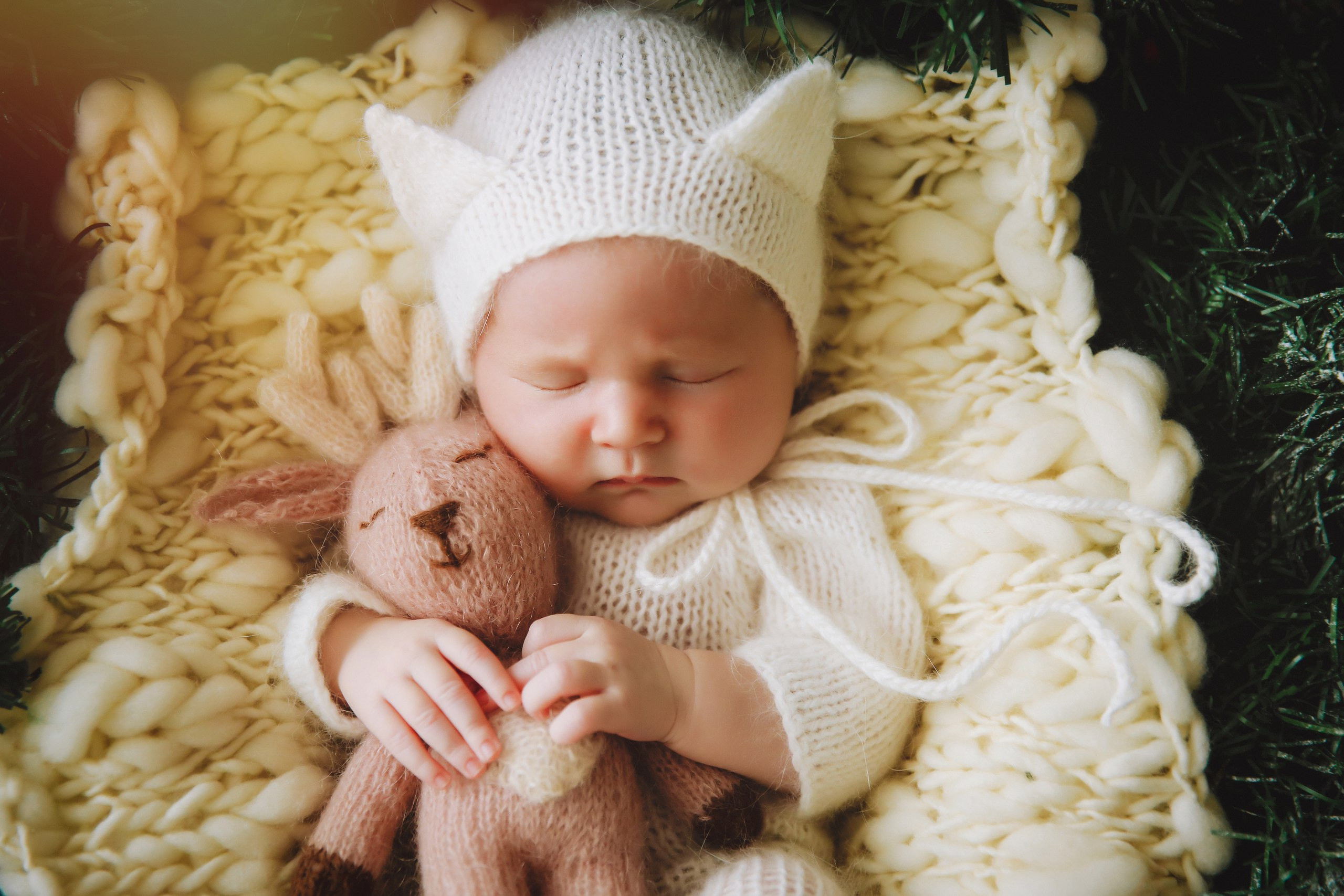 Newborm начало. Фотограф новорожденных. Семейный и детский фотограф в городе Сургуте