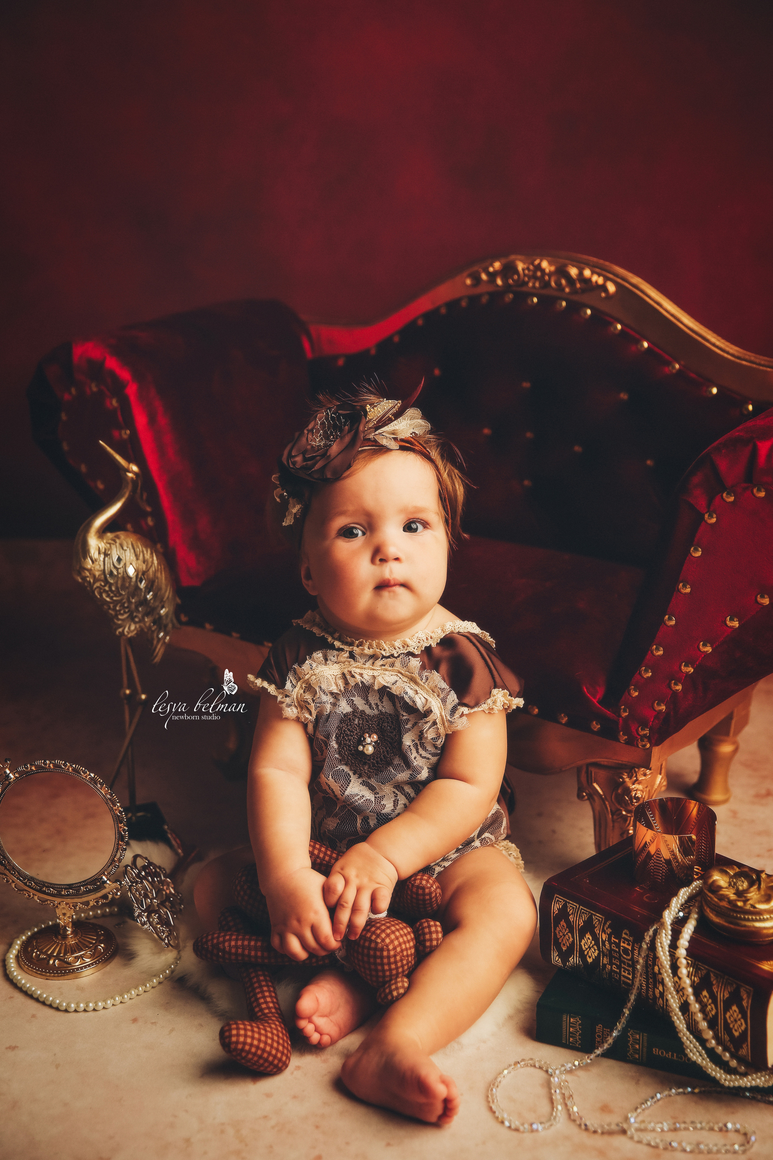 Эпоха Возрождения. Фотограф новорожденных. Семейный и детский фотограф в городе Сургуте