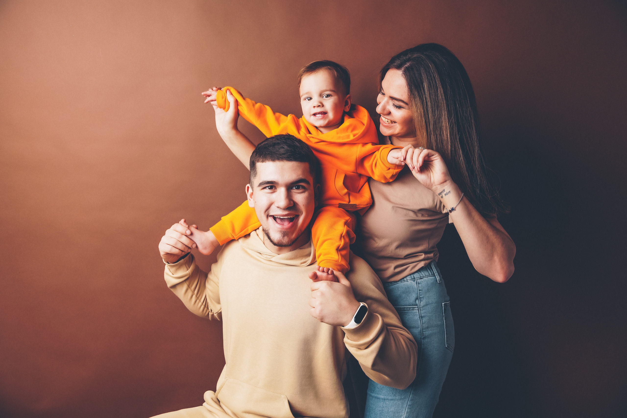 Family Portrait 2021. Фотограф новорожденных. Семейный и детский фотограф в городе Сургуте