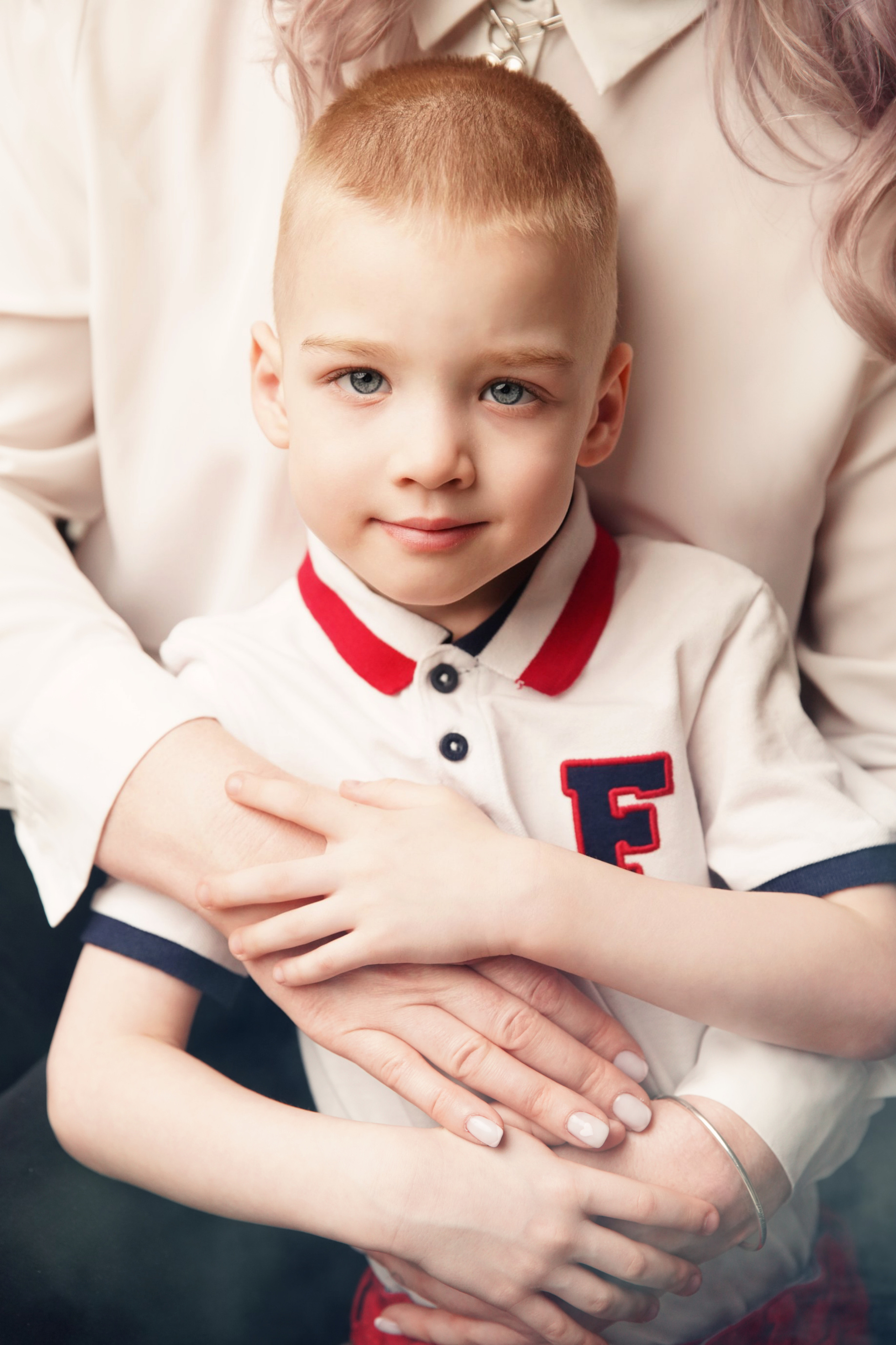 Женский портрет. Фотограф новорожденных. Семейный и детский фотограф в городе Сургуте