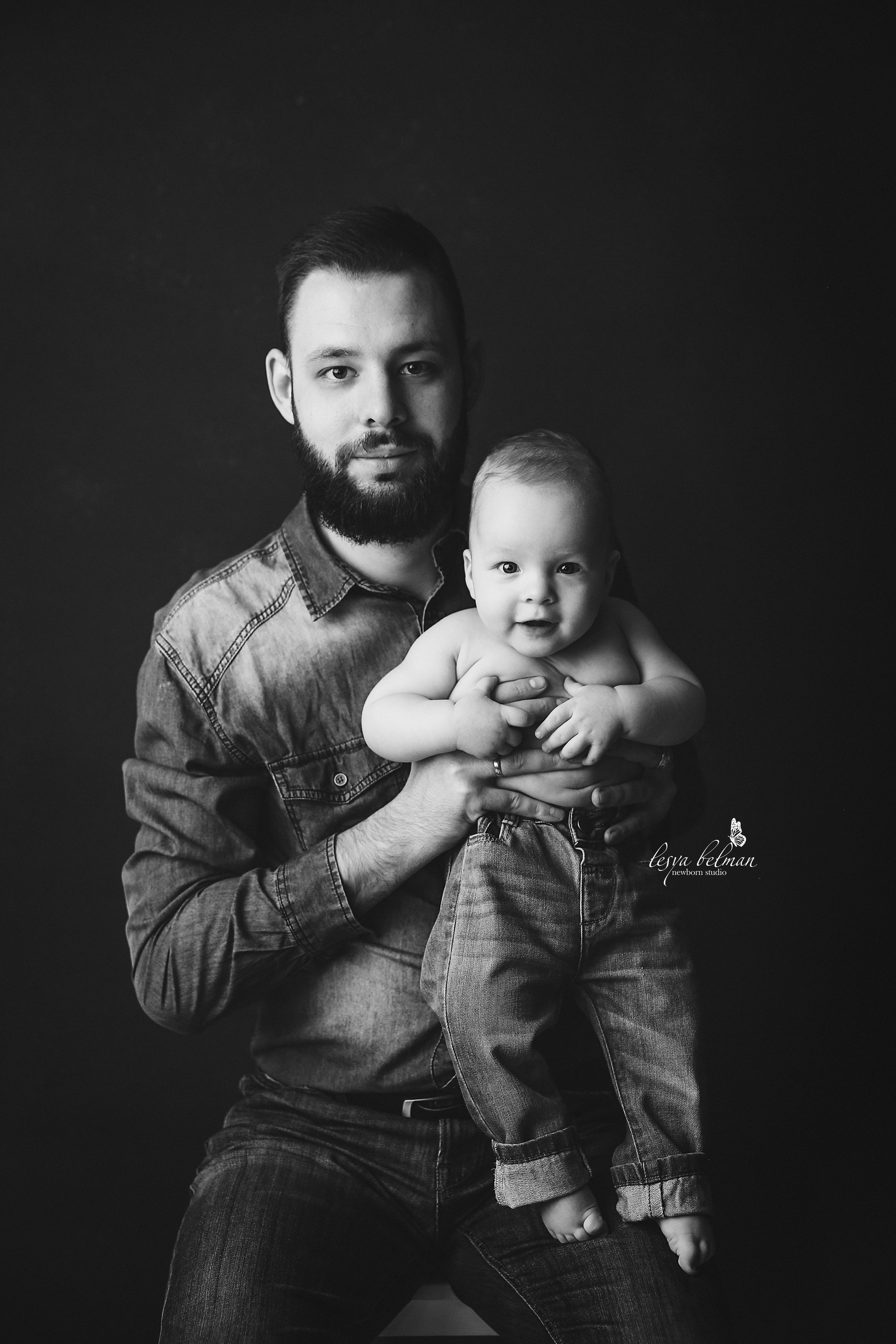 Family ЧБ. Фотограф новорожденных. Семейный и детский фотограф в городе Сургуте