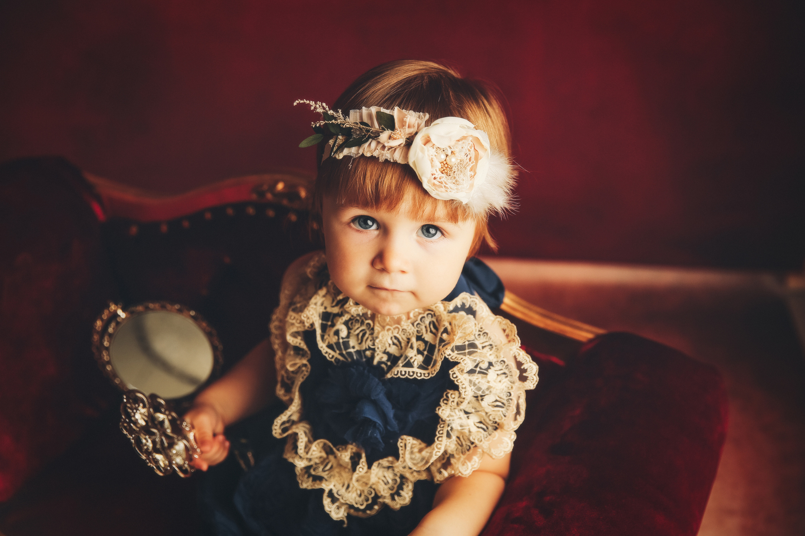 Эпоха Возрождения. Фотограф новорожденных. Семейный и детский фотограф в городе Сургуте
