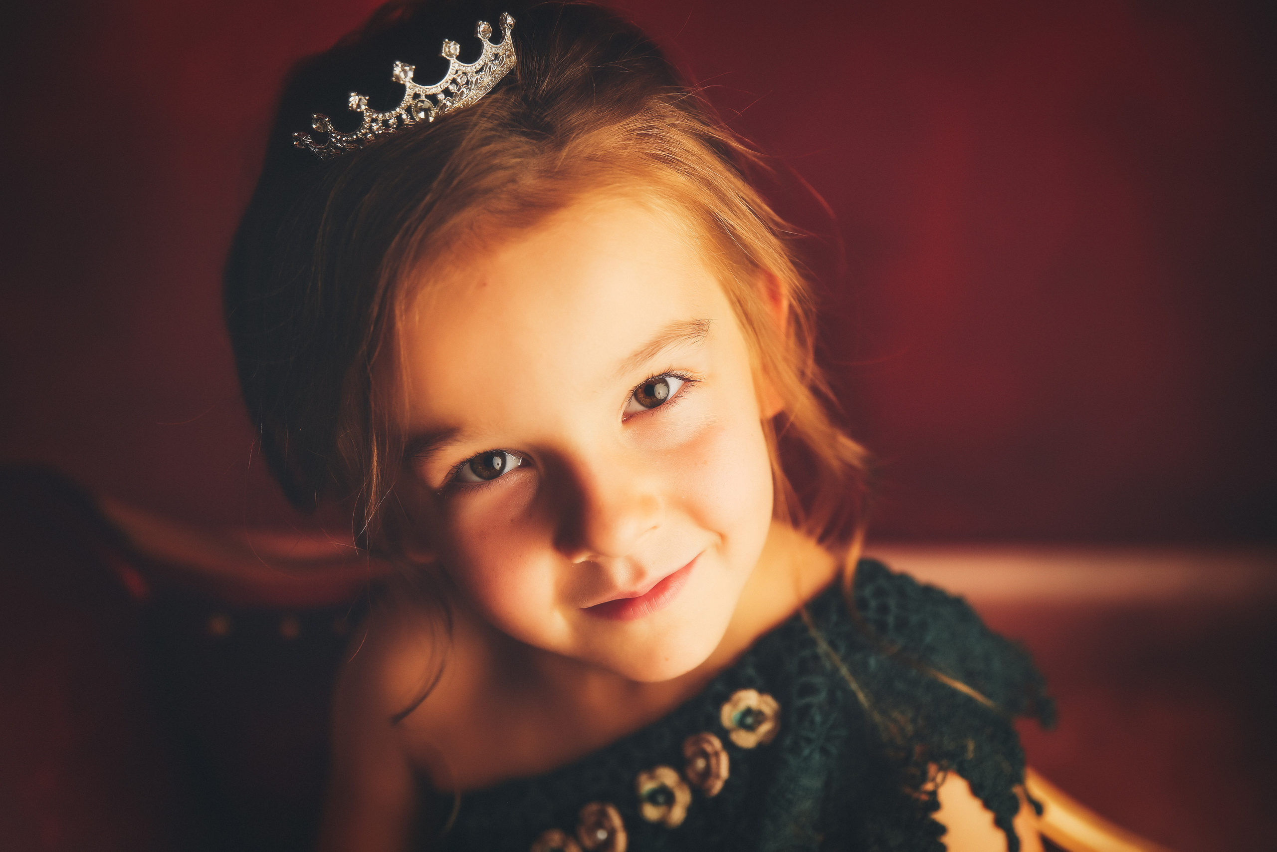 Эпоха Возрождения. Фотограф новорожденных. Семейный и детский фотограф в городе Сургуте