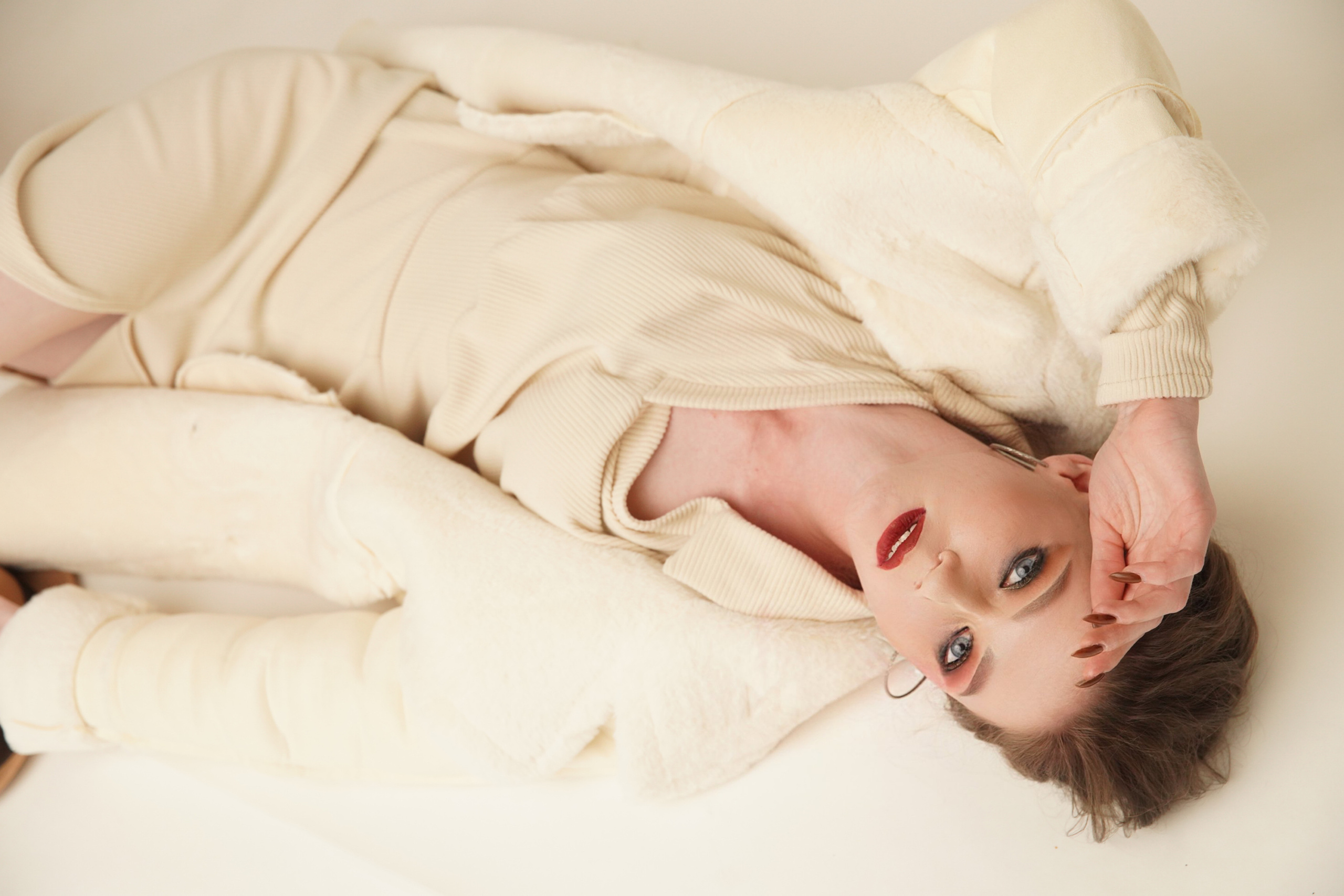 Женский портрет. Фотограф новорожденных. Семейный и детский фотограф в городе Сургуте