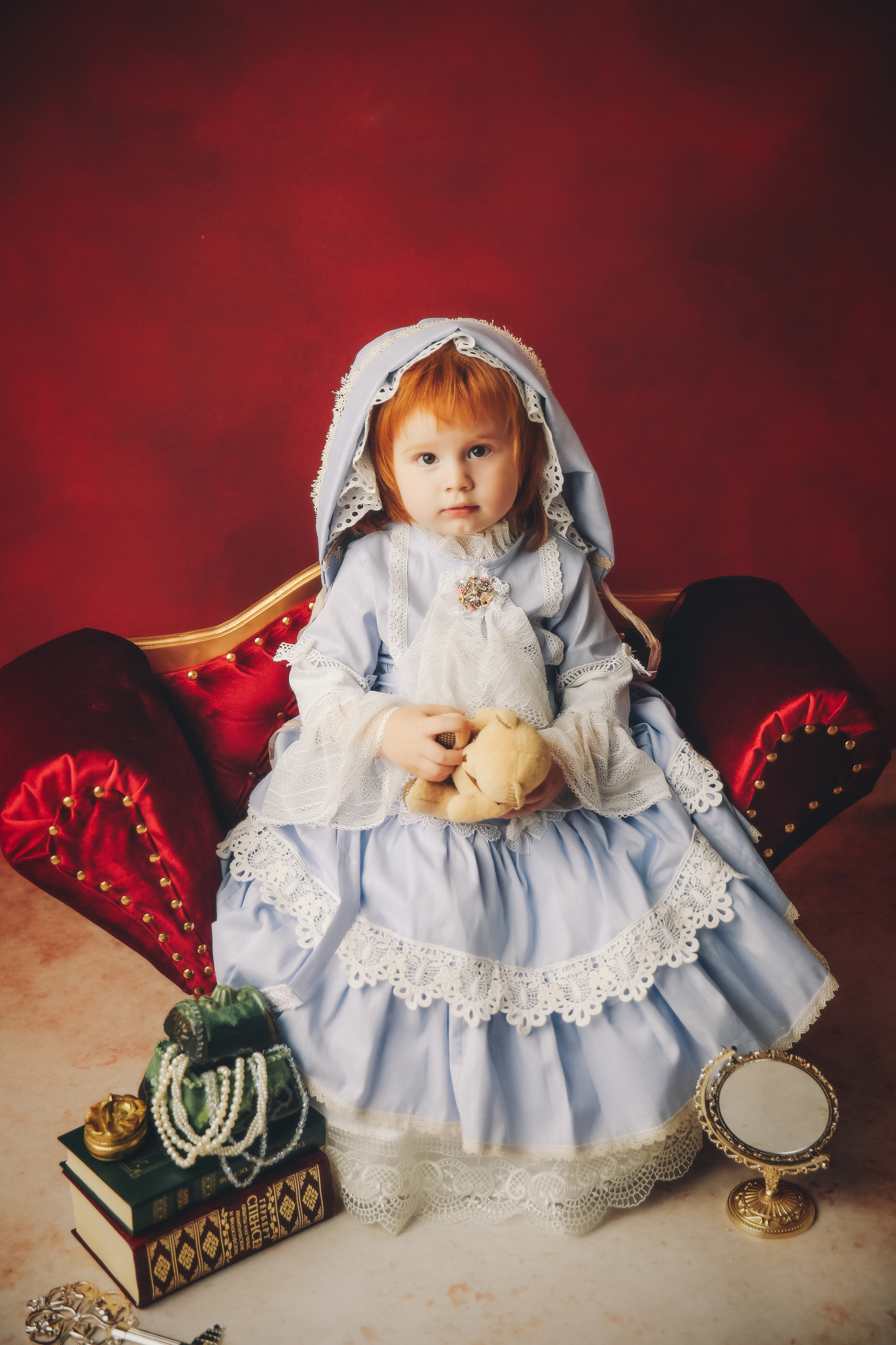 Эпоха Возрождения. Фотограф новорожденных. Семейный и детский фотограф в городе Сургуте