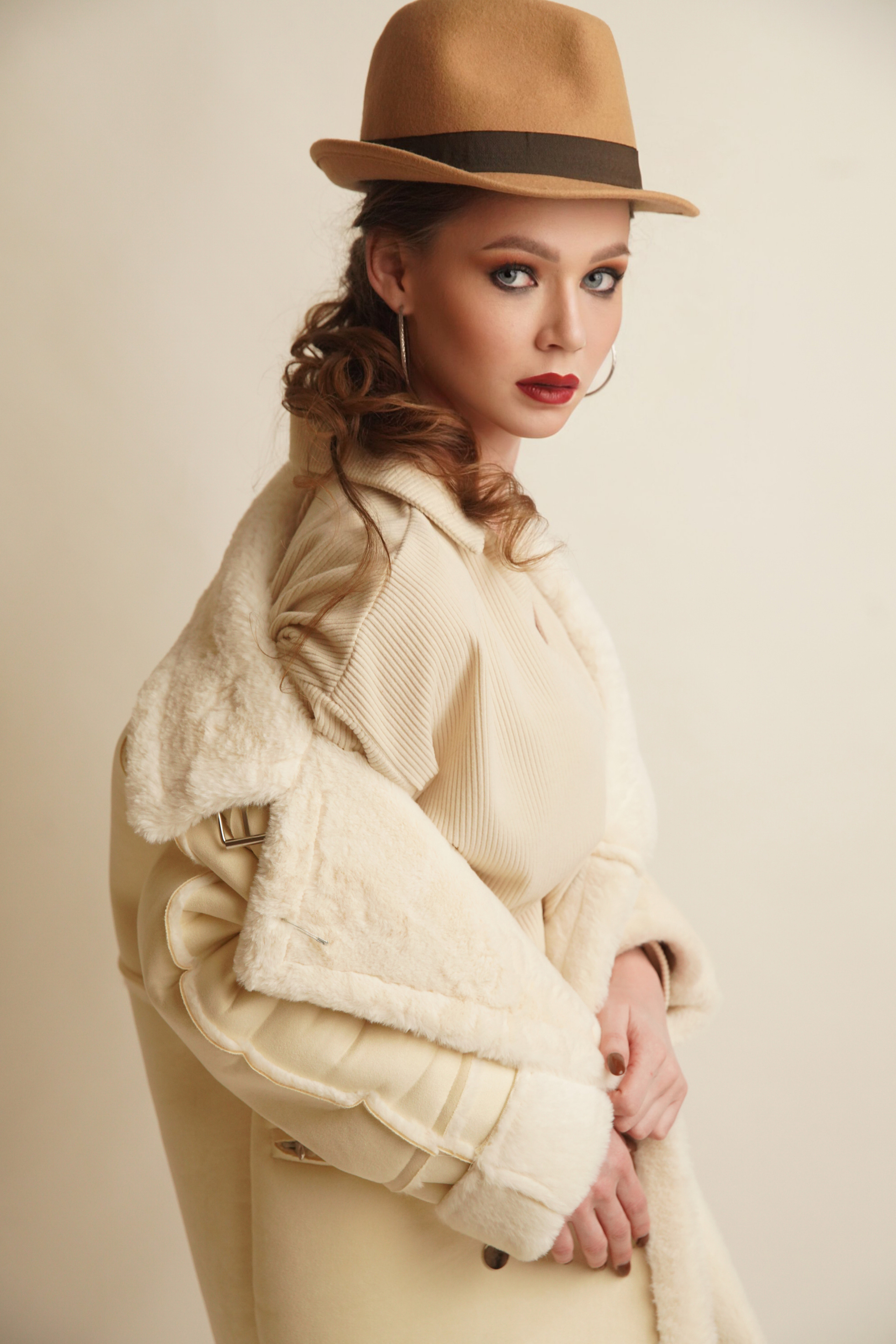 Женский портрет. Фотограф новорожденных. Семейный и детский фотограф в городе Сургуте