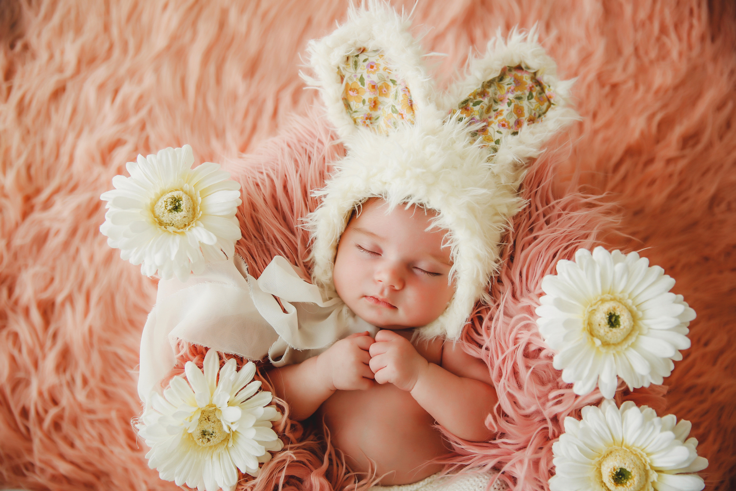 Newborm начало. Фотограф новорожденных. Семейный и детский фотограф в городе Сургуте