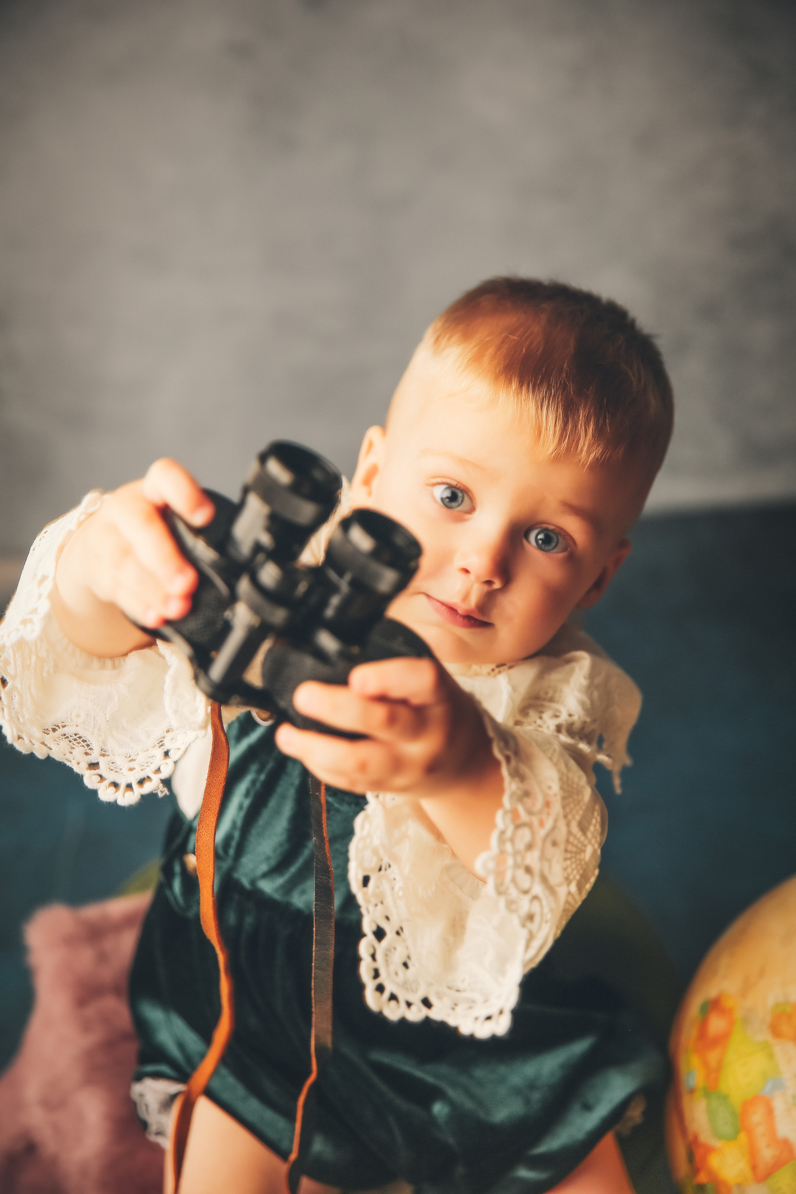 Эпоха Возрождения. Фотограф новорожденных. Семейный и детский фотограф в городе Сургуте