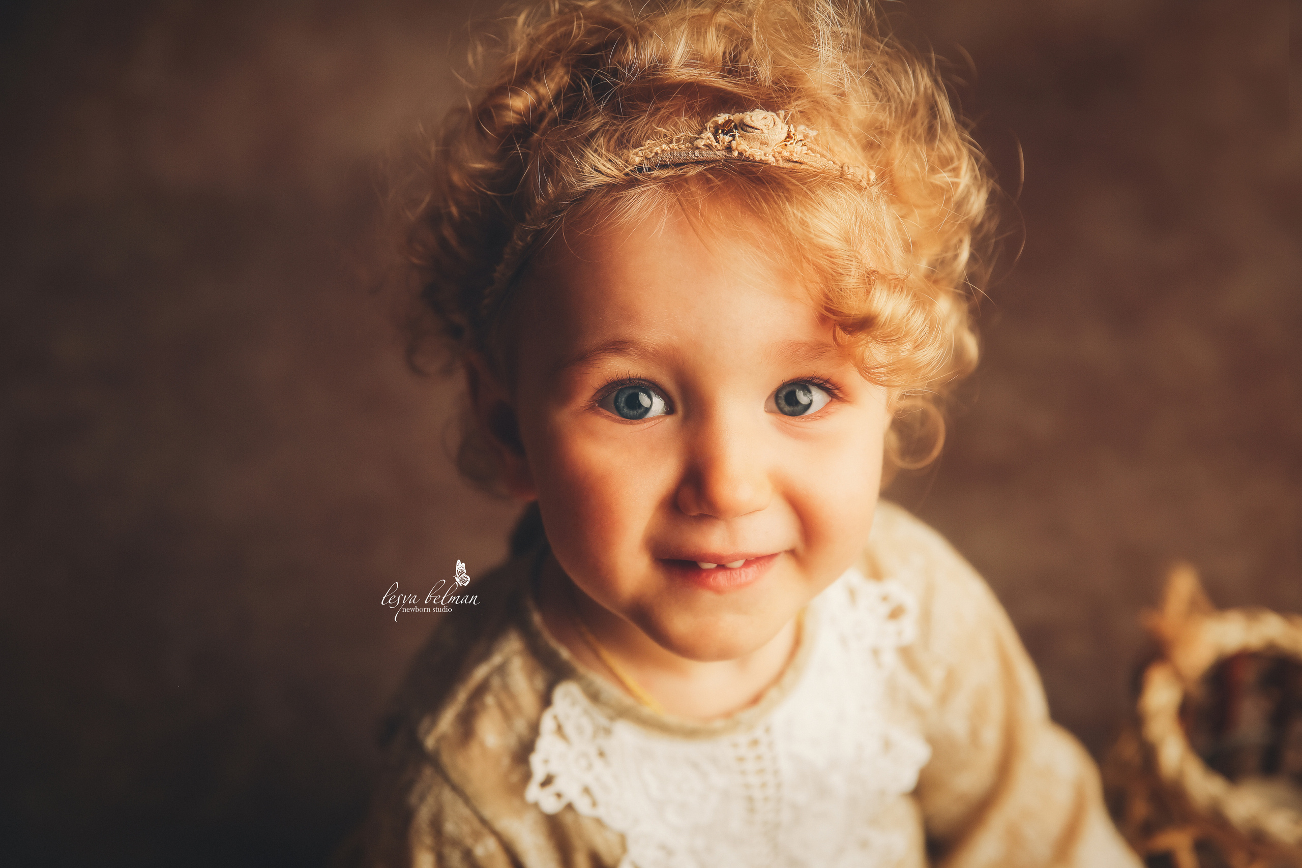 Эпоха Возрождения. Фотограф новорожденных. Семейный и детский фотограф в городе Сургуте