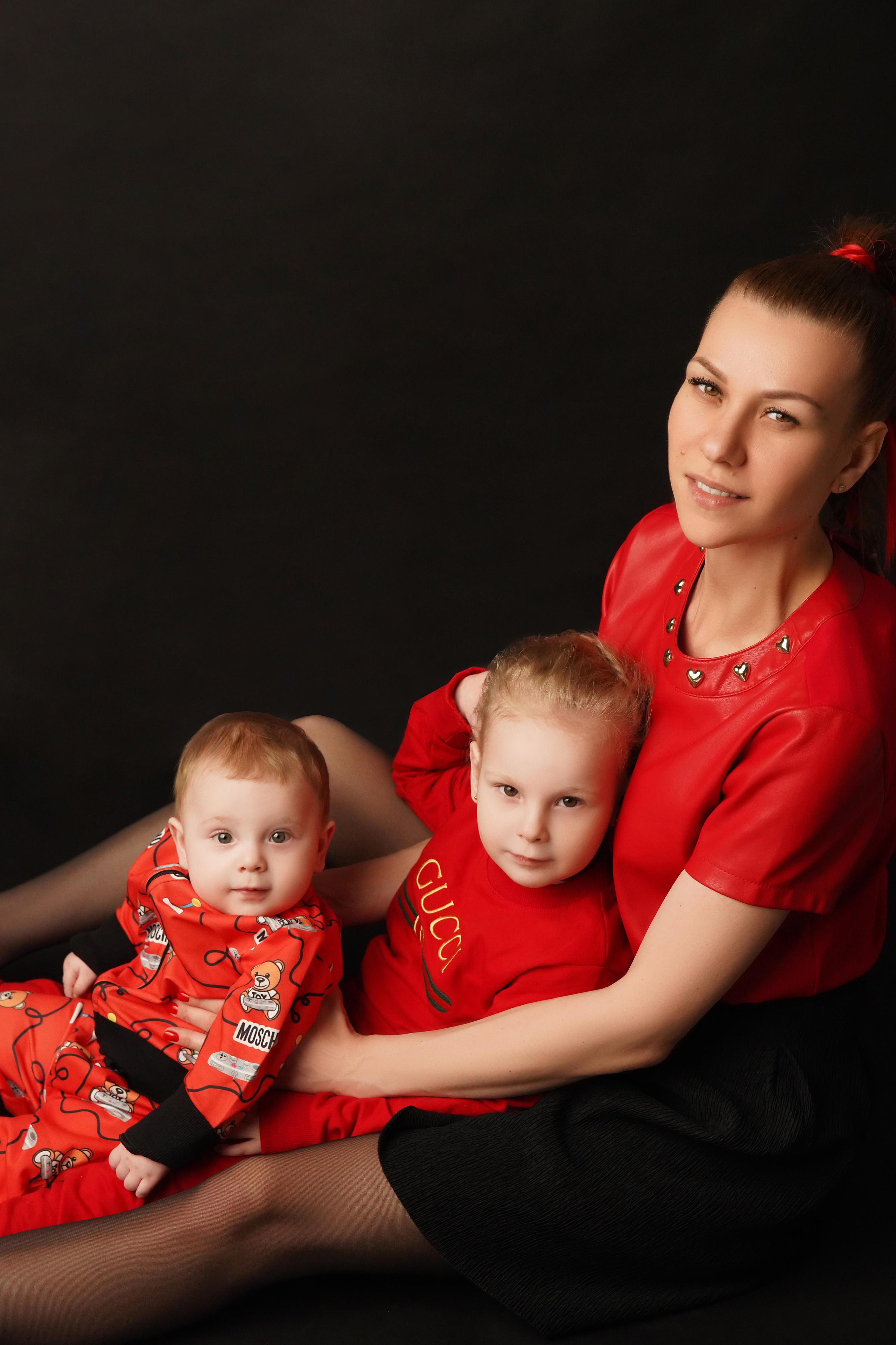 Портретная фотосессия. Фотограф новорожденных. Семейный и детский фотограф в городе Сургуте