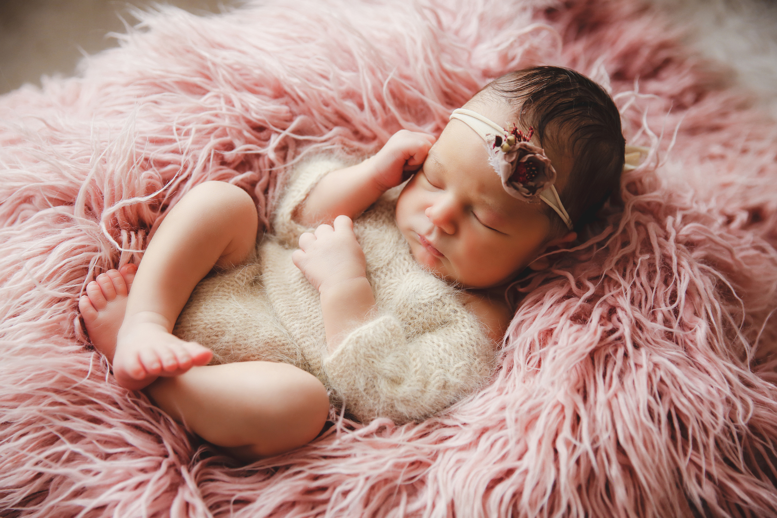 Девочки. Фотограф новорожденных. Семейный и детский фотограф в городе Сургуте