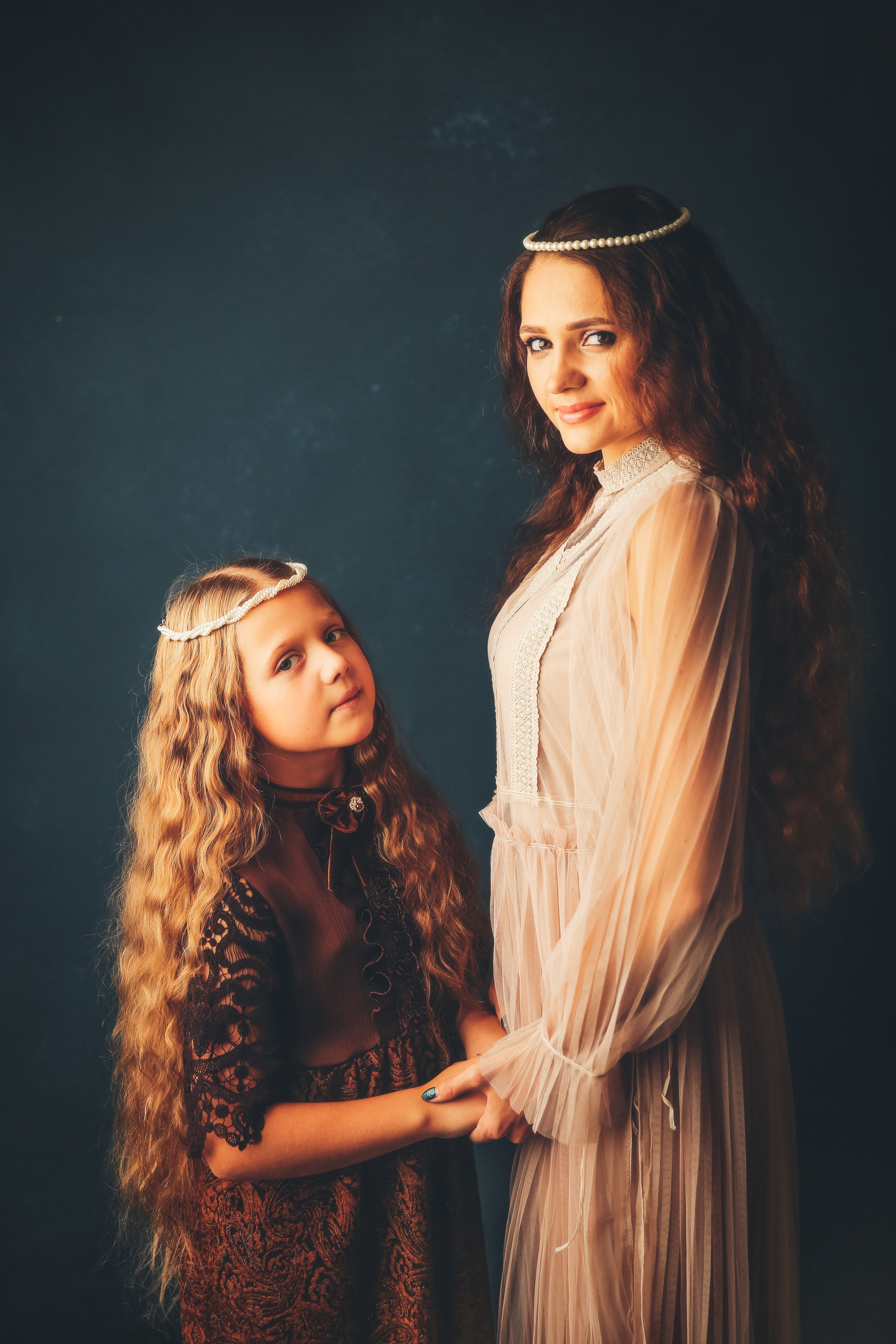 Эпоха Возрождения. Фотограф новорожденных. Семейный и детский фотограф в городе Сургуте