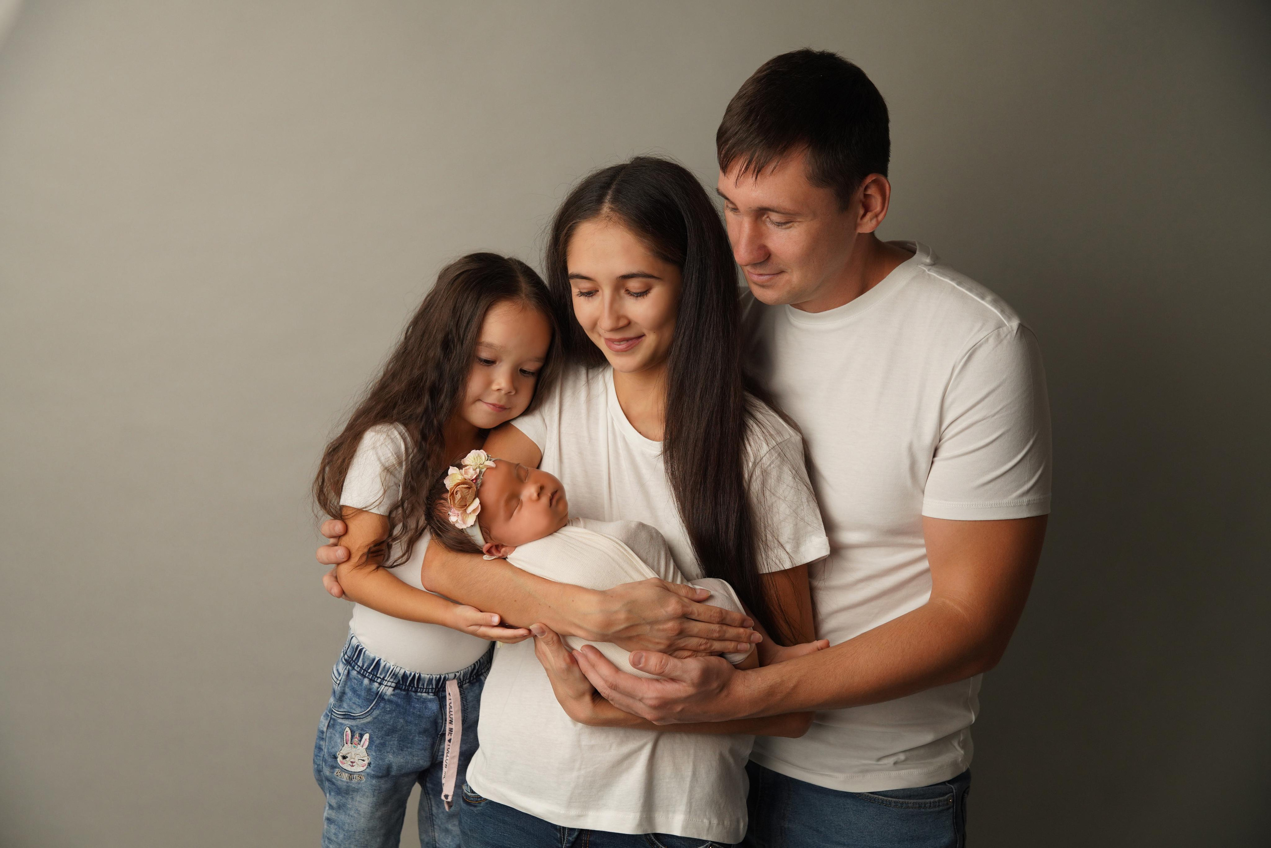 Альбом: Семейные. Фотограф новорожденных. Семейный и детский фотограф в городе Сургуте